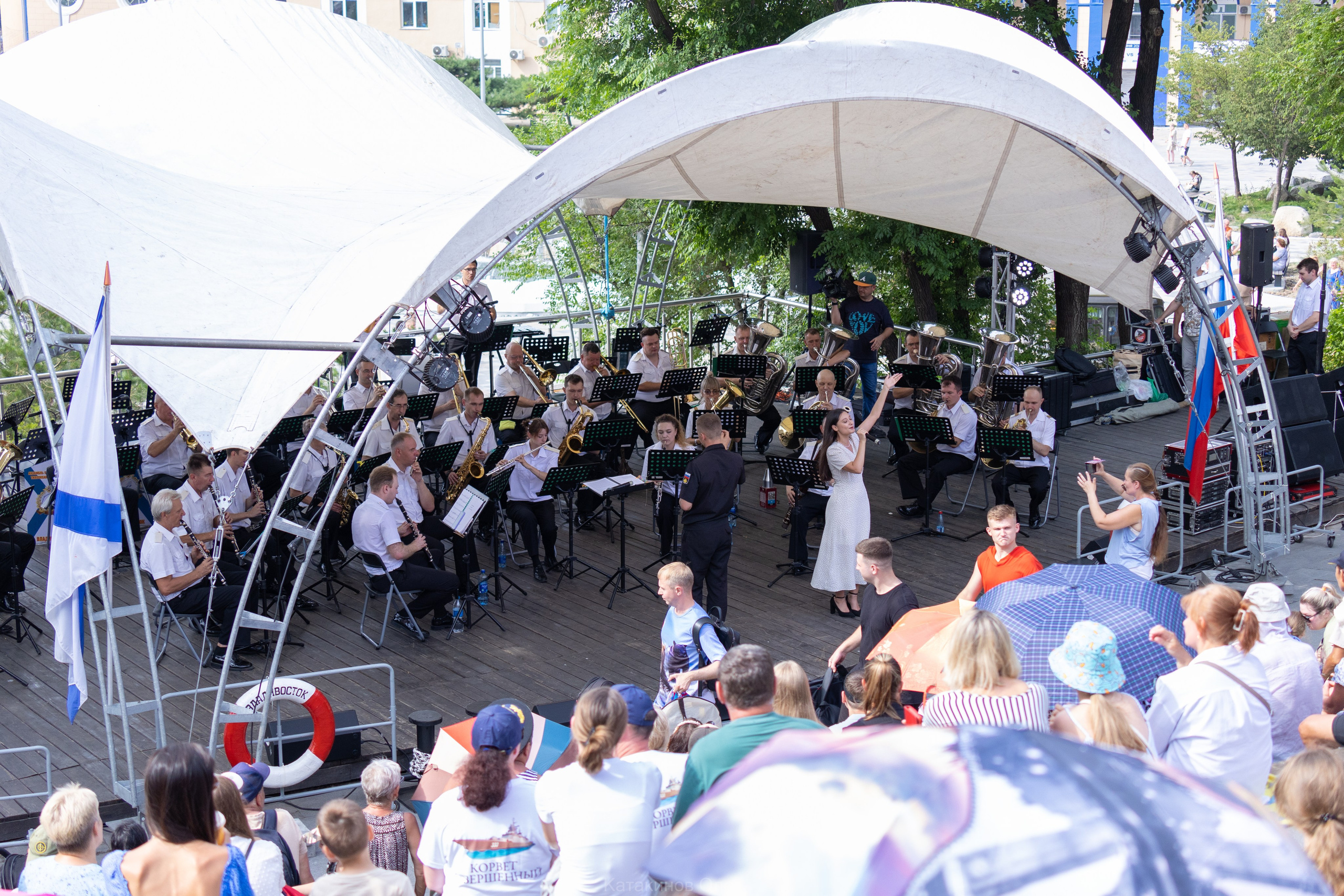 Праздничный концерт ко дню ВМФ. Владивосток 2025. Олег Катакинов| Репортажный фотограф в городе у моря (Владивосток)