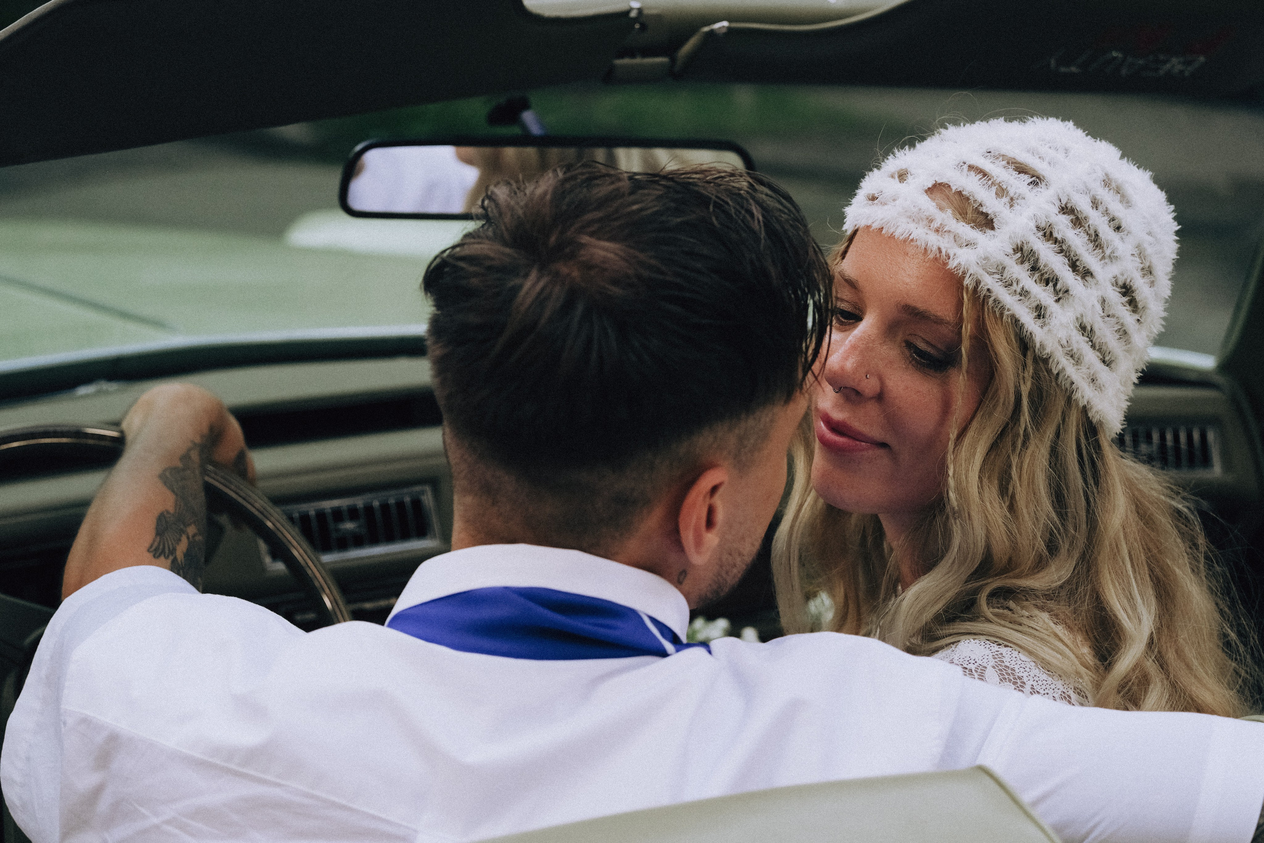 СВАДЕБНАЯ СЬЕМКА С КАБРИОЛЕТОМ В САНТК-ПЕТЕРБУРГЕ НА ПЕТРОГРАДКЕ В ОТЕЛЕ ПАНОРАМИКА. Профессиональный фотограф, Санкт-Петербург — Виктория Богомолова