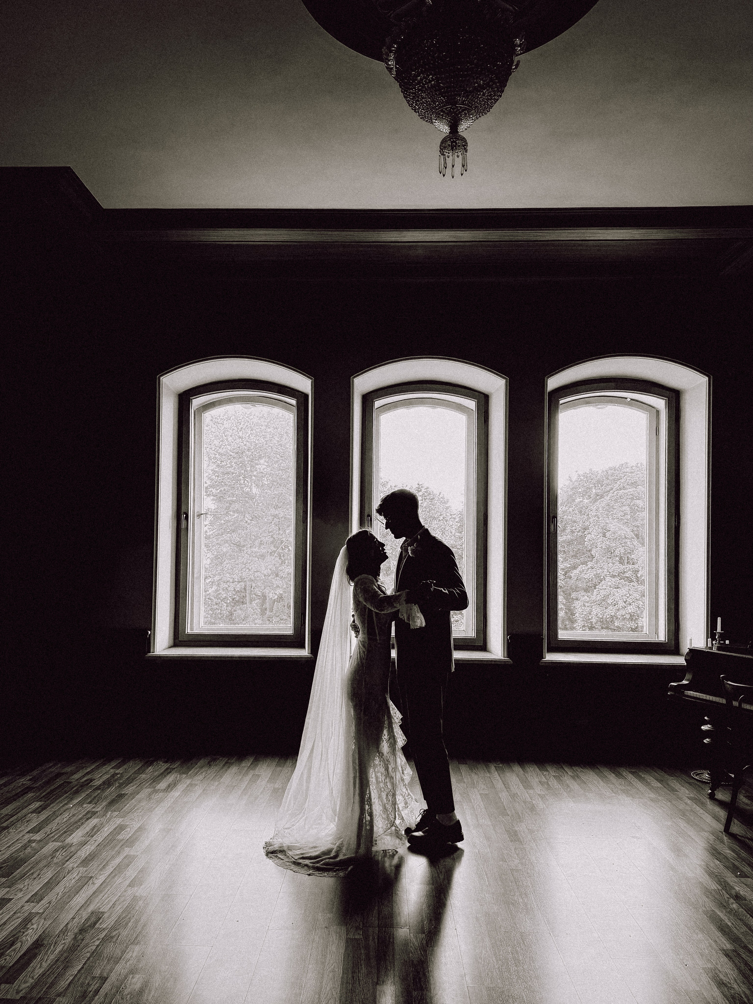 ФОТО НА ТЕЛЕФОН ВО ВРЕМЯ БРАКОСОЧЕТАНИЯ В ПЕРВОМ ДВОРЦЕ И ПРОГУЛКИ. Профессиональный фотограф, Санкт-Петербург — Виктория Богомолова