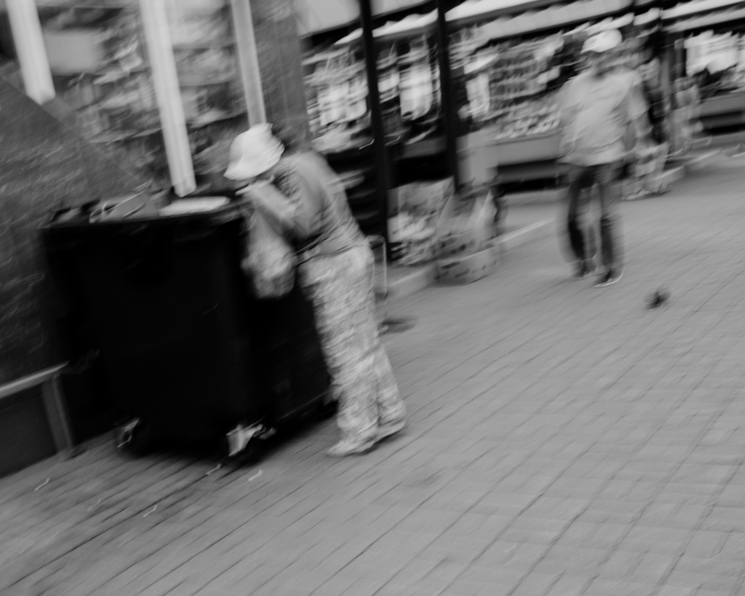 Живые Улицы: Стрит Фотографии Со Всего Мира. Максим Харитончик — фотограф