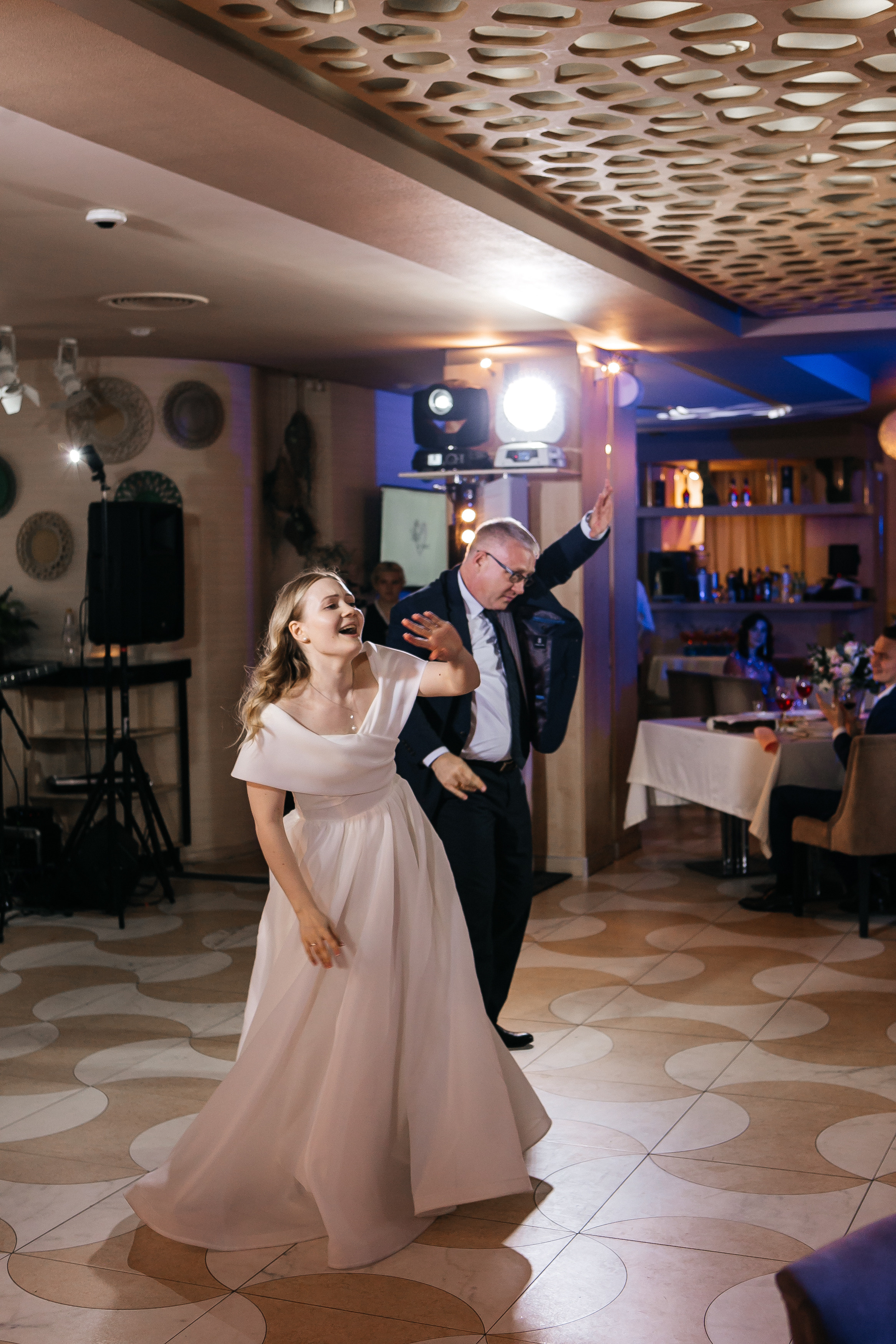 Свадебный фотограф Нижний Новгород. Свадебный и контент фотограф в Нижнем Новгороде Владимир Пресняков