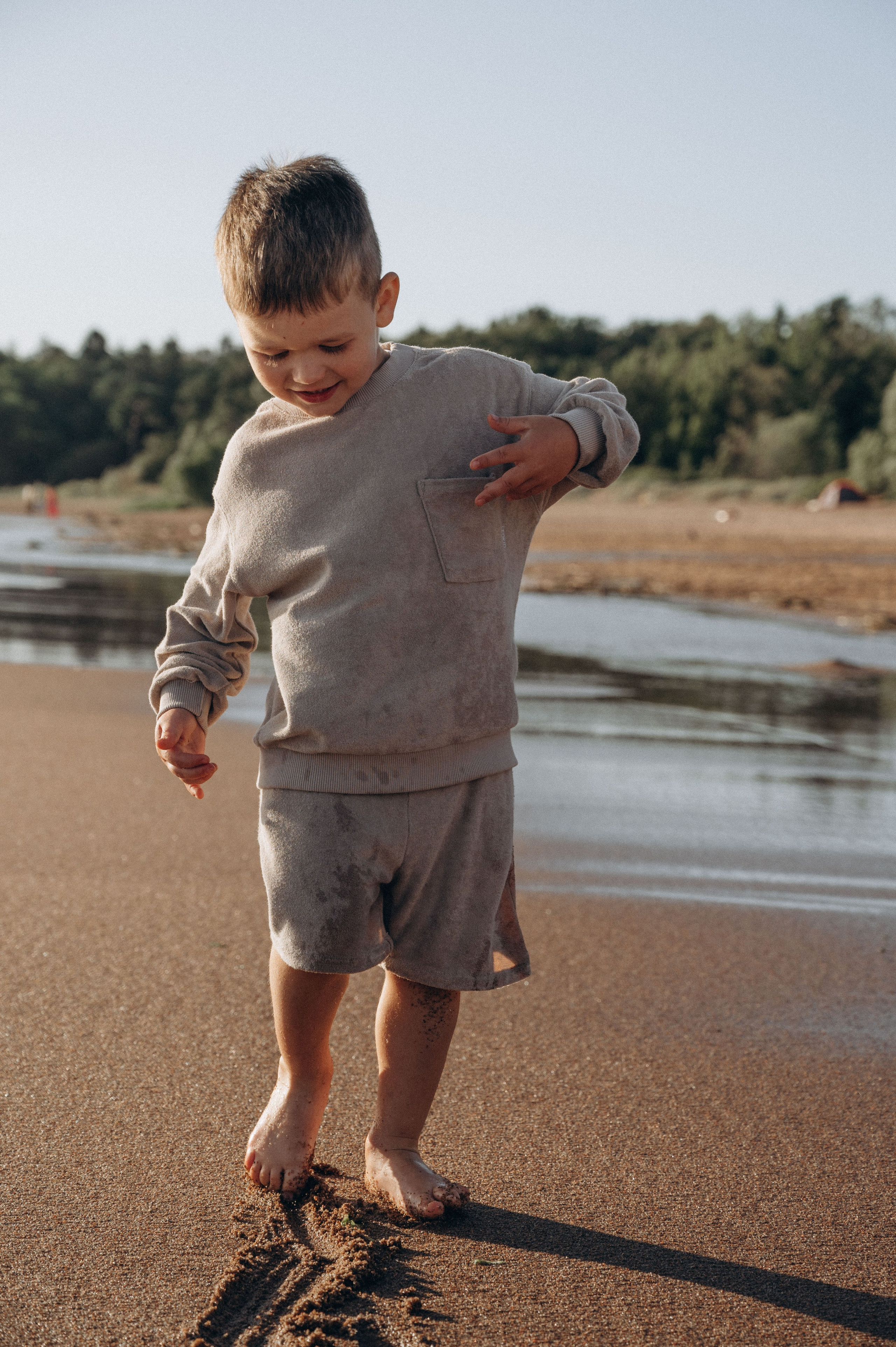 Полина. Профессиональный фотограф беременности в СПБ. Стильные фотосессии беременности в стиле минимализм и классическая фотография