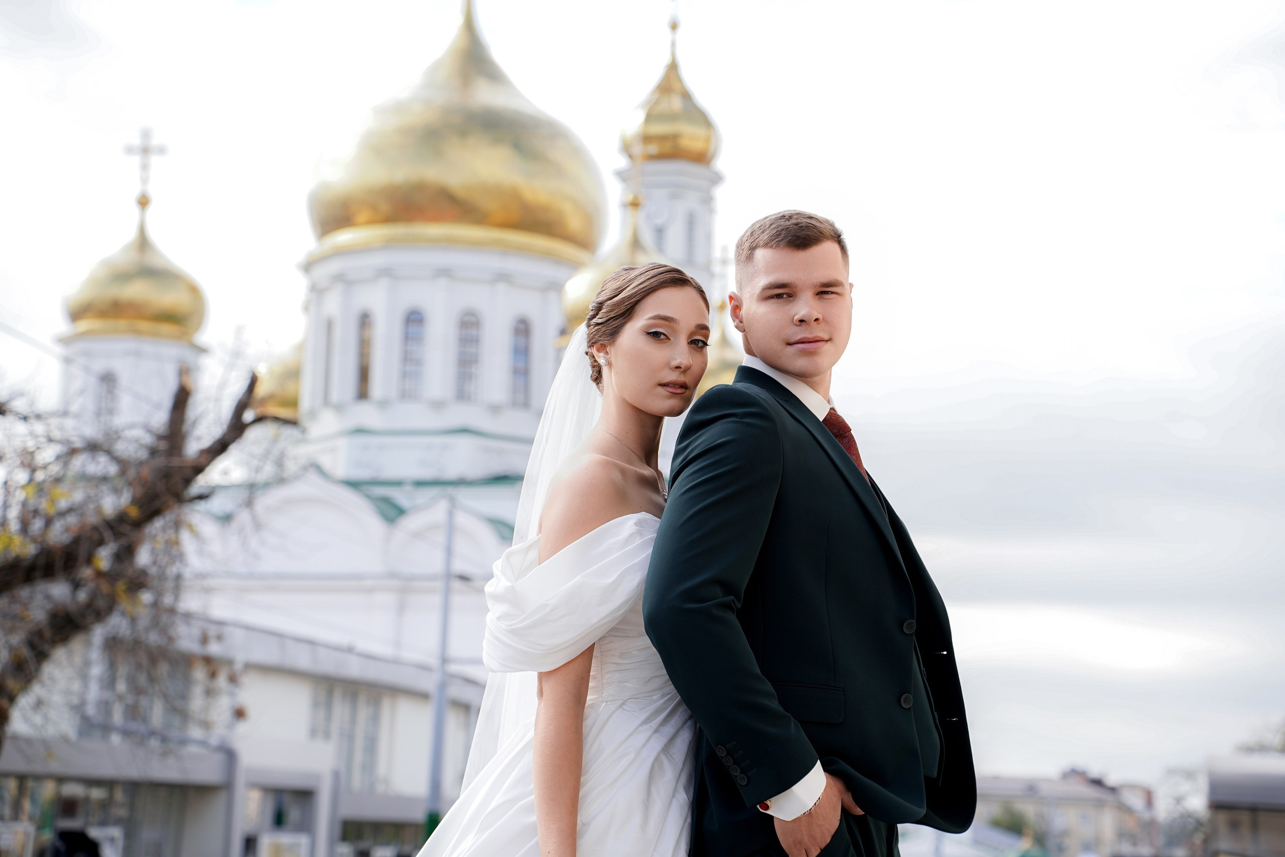 Свадебная фотосессия на Станиславского в районе собора Рождества Богородицы. Фотограф в Ростове-на-Дону Алёна Чёботова. Свадебный фотограф в Ростове-на-Дону. Таинство Крещения и Венчания, семейные фотосессии. Алёна Чёботова