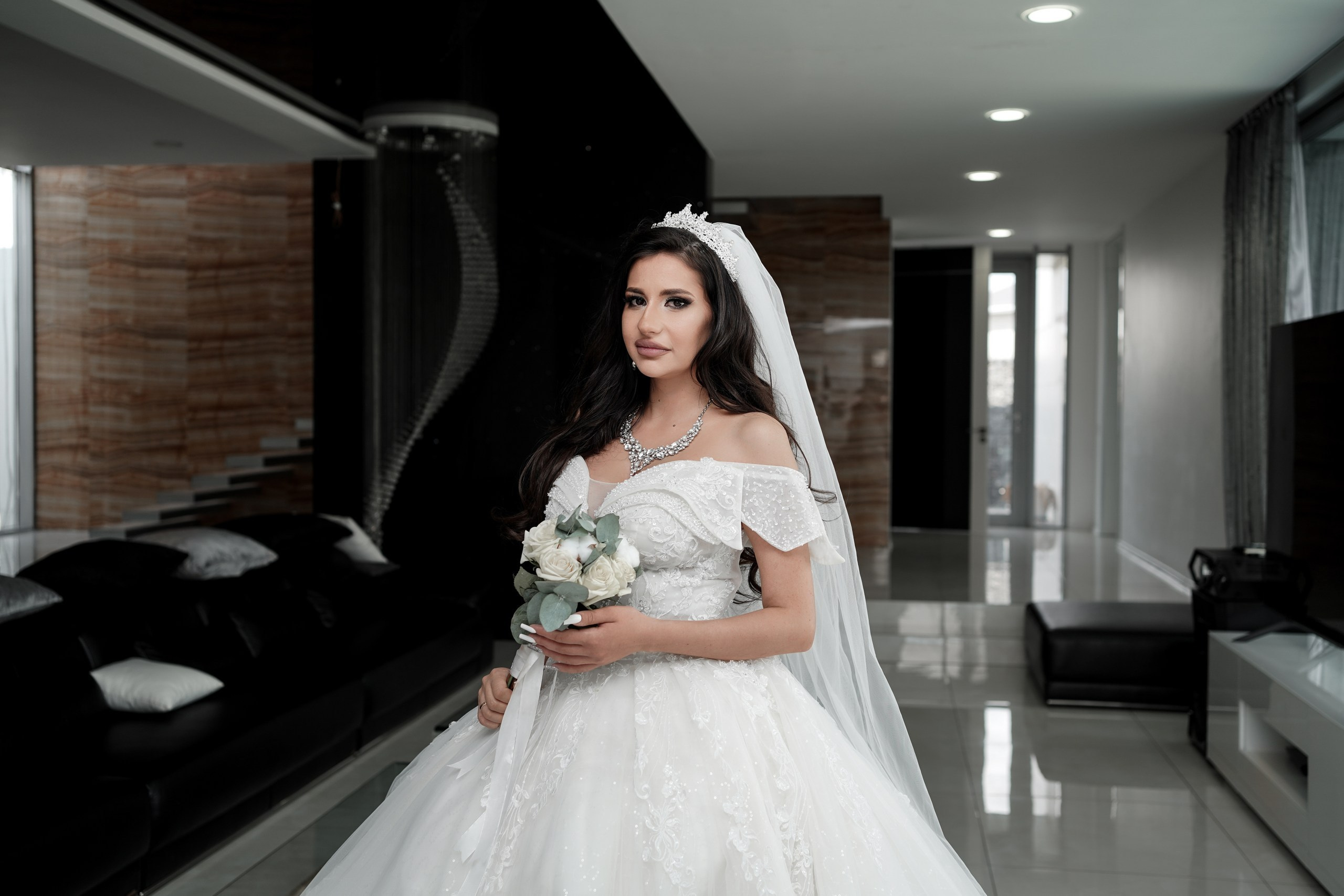 Свадебная фотосессия на Вилле Рублева в Ростове-на-Дону. Фотограф Алёна Чёботова. Свадебный фотограф в Ростове-на-Дону. Таинство Крещения и Венчания, семейные фотосессии. Алёна Чёботова