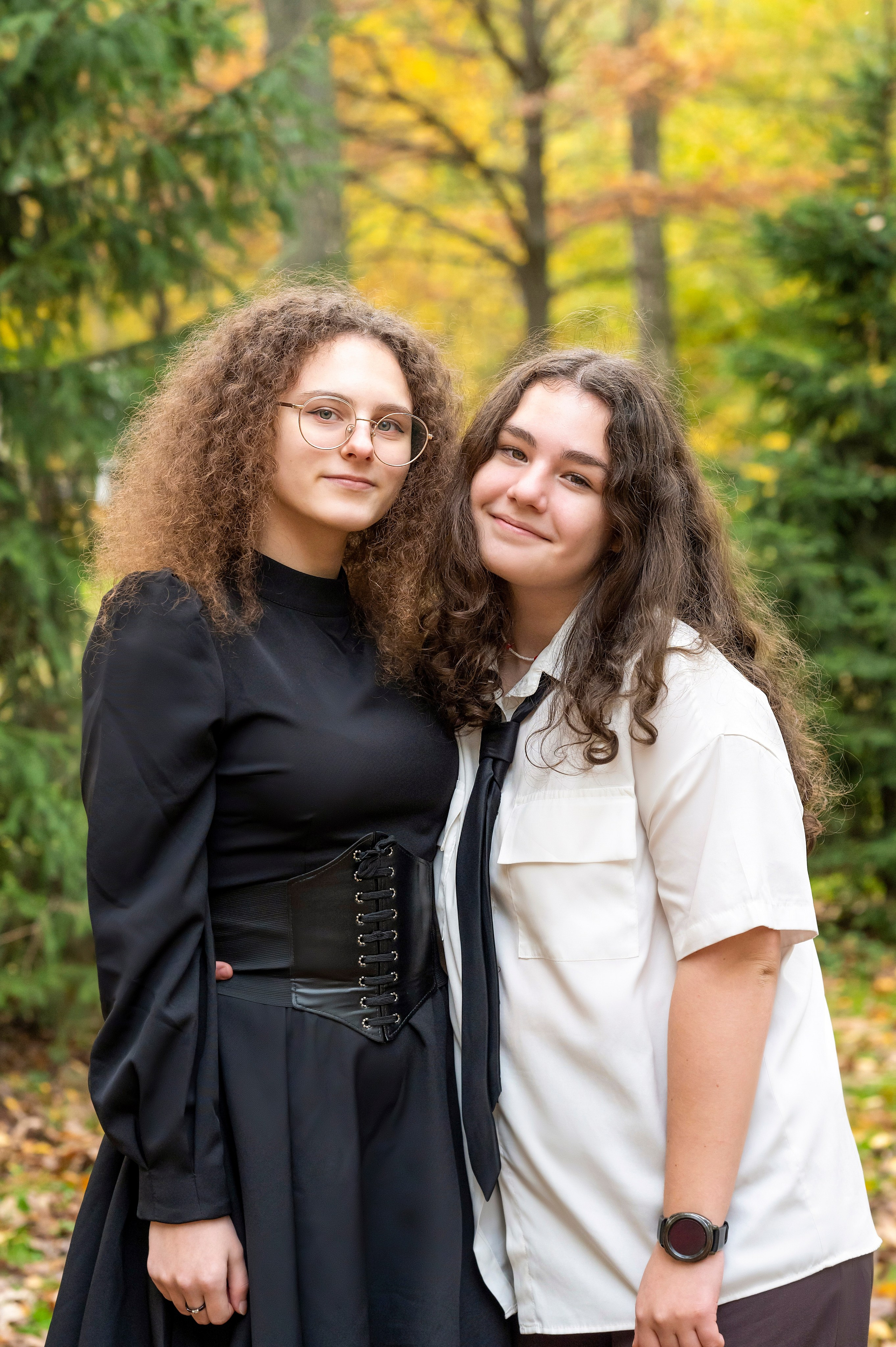 Осенняя фотосессия в парке 9-А класс Школа 953. Детский и семейный фотограф г. Москва Оксана Катаджи