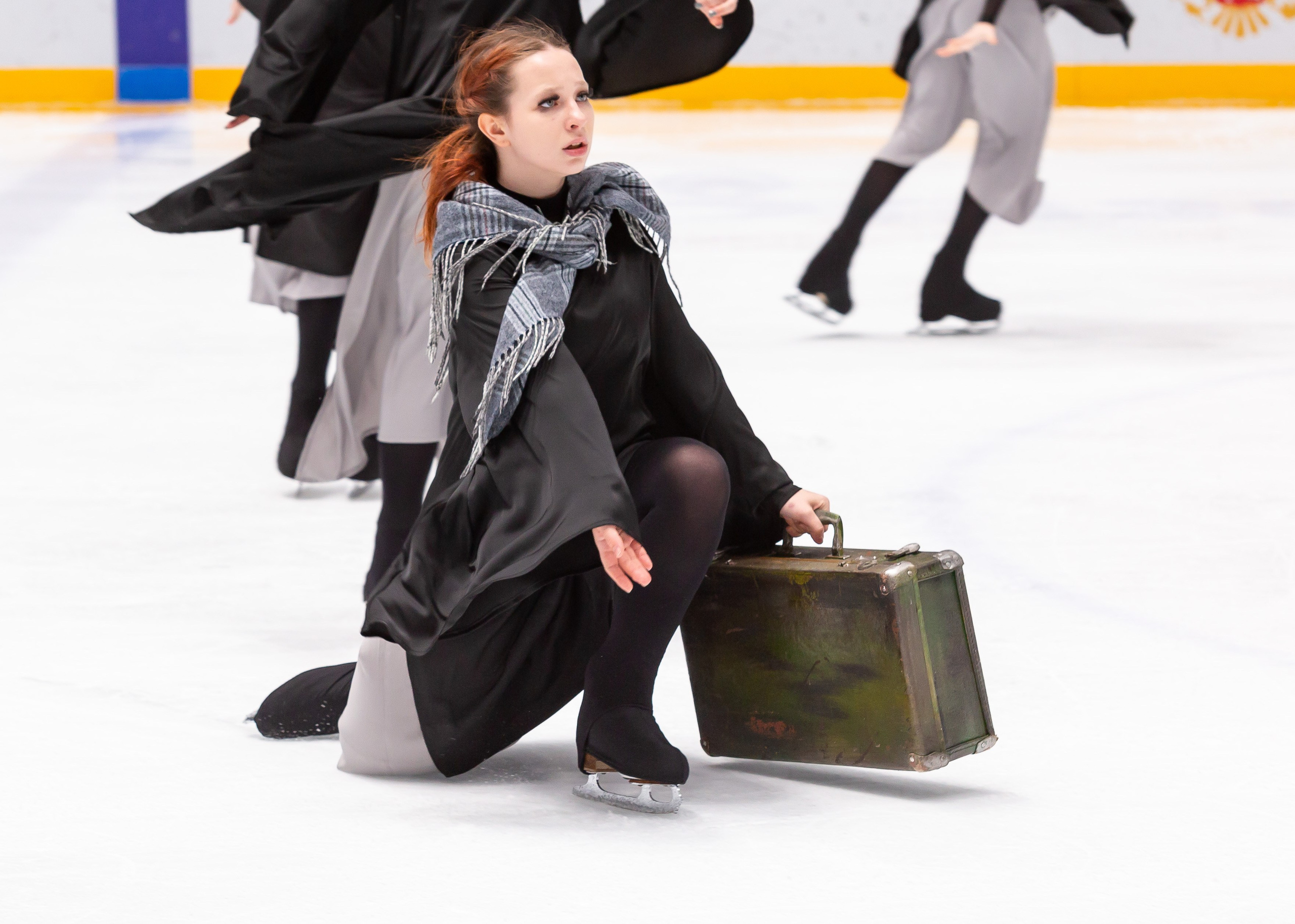 VII Ежегодный фестиваль массовых танцев на льду и фигурного катания «Петровский лёд» Санкт-Петербург 2024. Репортажный фотограф в Москве