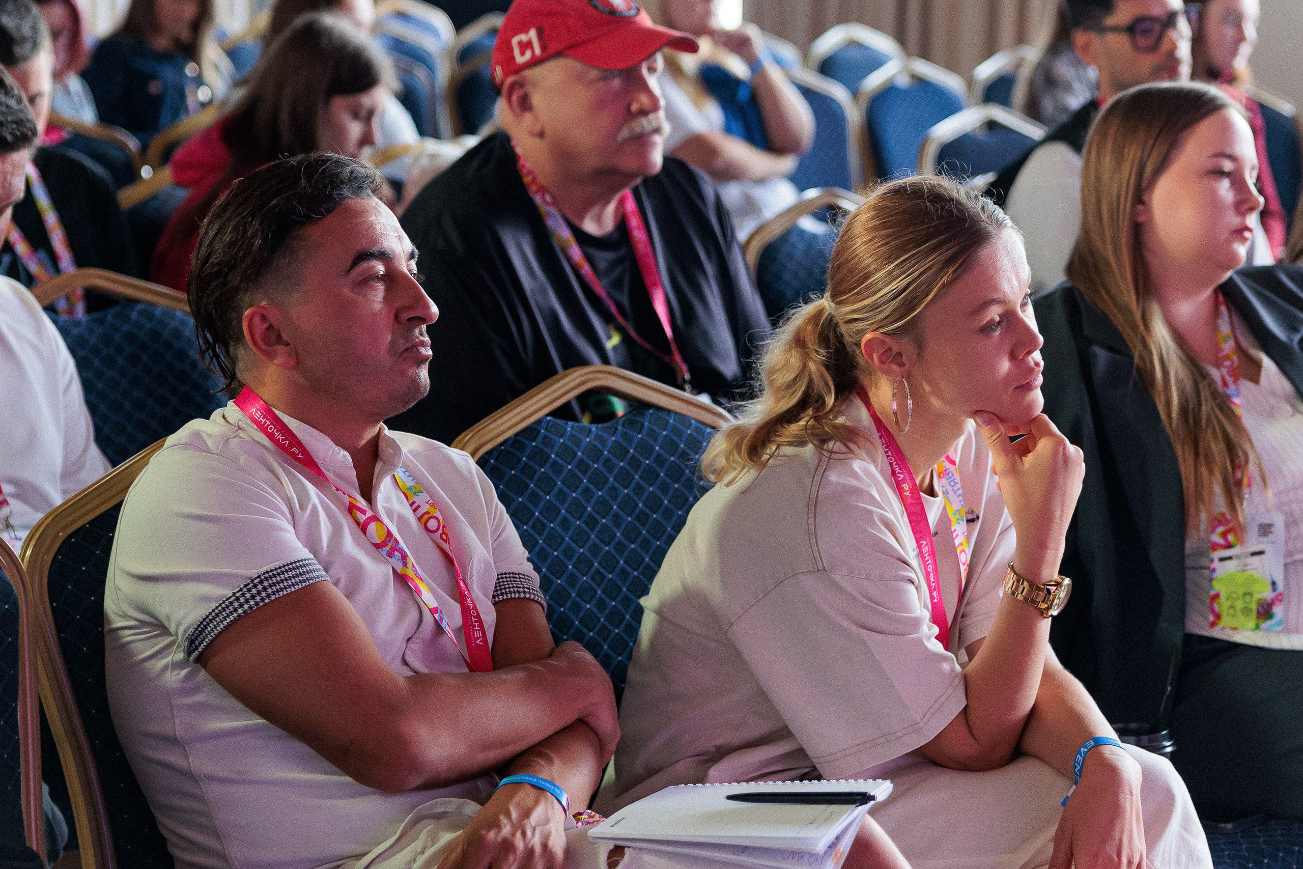 КОНФЕРЕНЦИИ. Арина Тамочкина. Фотограф Краснодарю