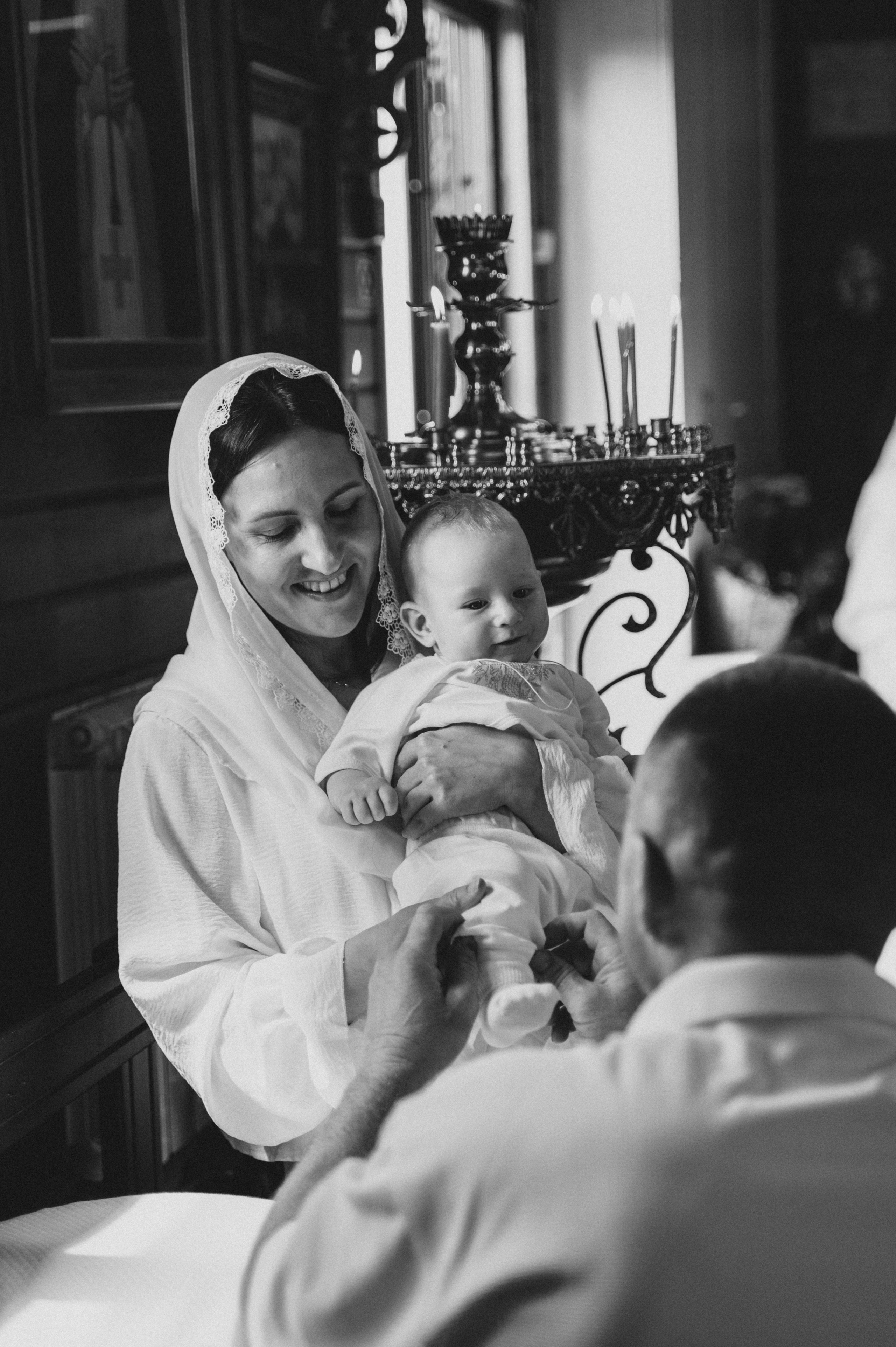 Крещение Марка (ХРАМ СВЯТИТЕЛЯ НИКОЛАЯ ЯПОНСКОГО). Семейный фотограф в Минске Дарья Дреко