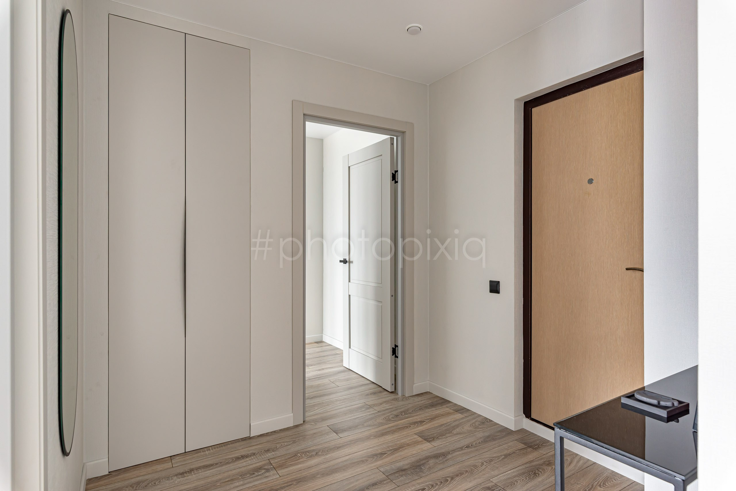 Интерьерная съёмка двухкомнатной квартиры на Волгина. Интерьерная съёмка и виртуальные туры — Интерьерный фотограф Кузнецов Сергей (photopixiq)