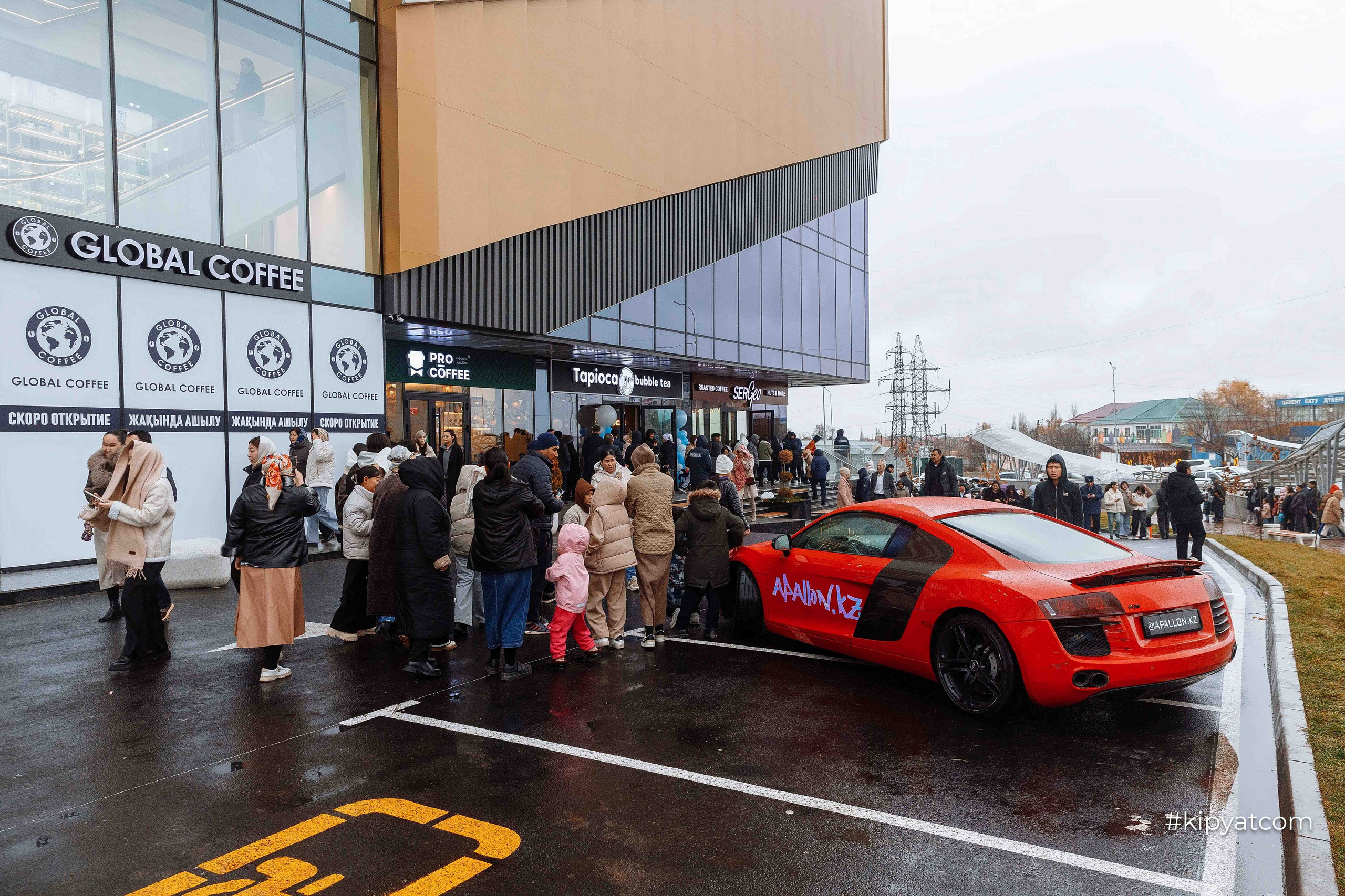 Официальное открытие ТРЦ «Royal Plaza»