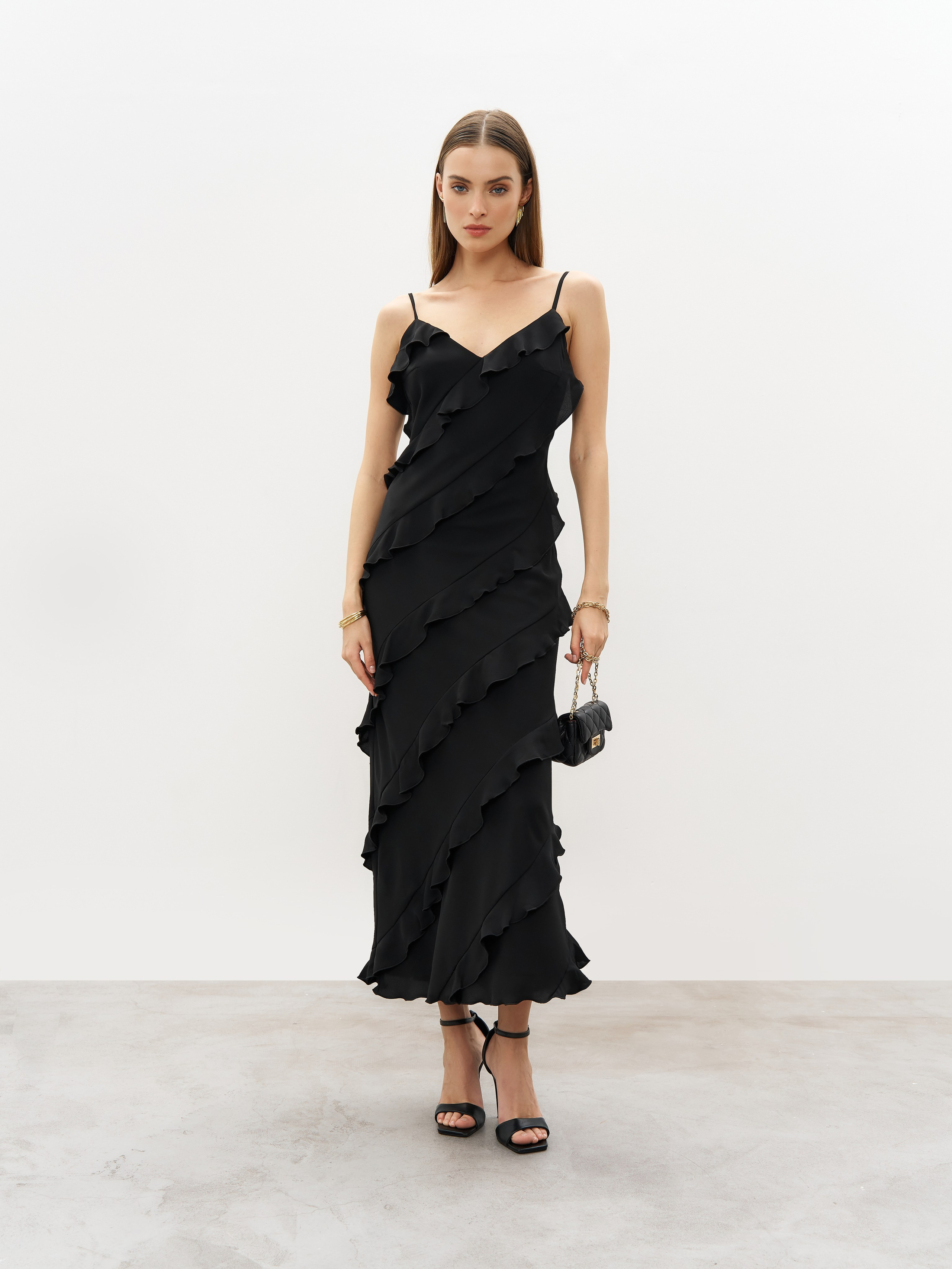 OLSO. Фотограф для брендов одежды и маркетплейсов в Москве Рита Винтер