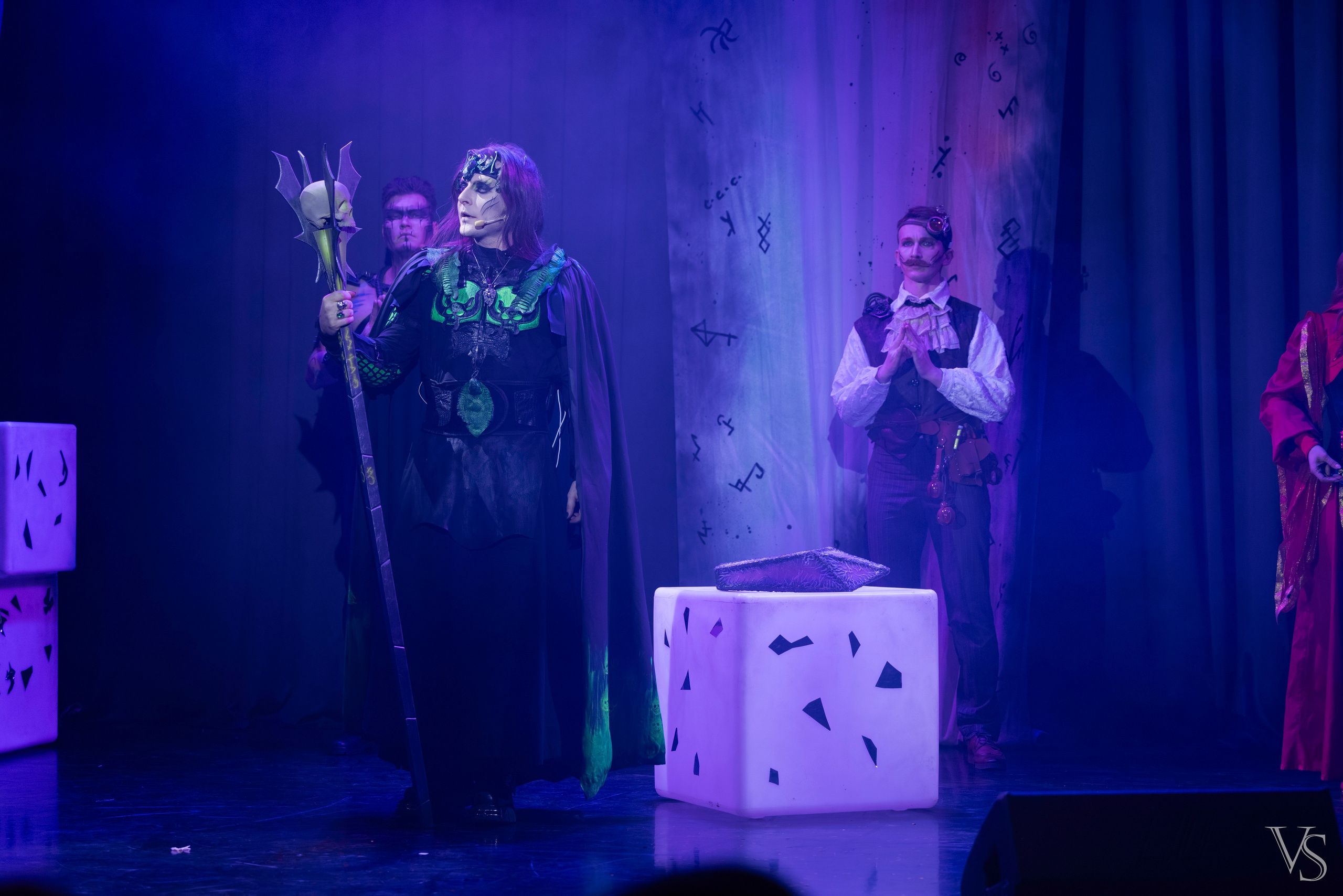 Книга стихий 25.01. Фотограф Виктор Степанов