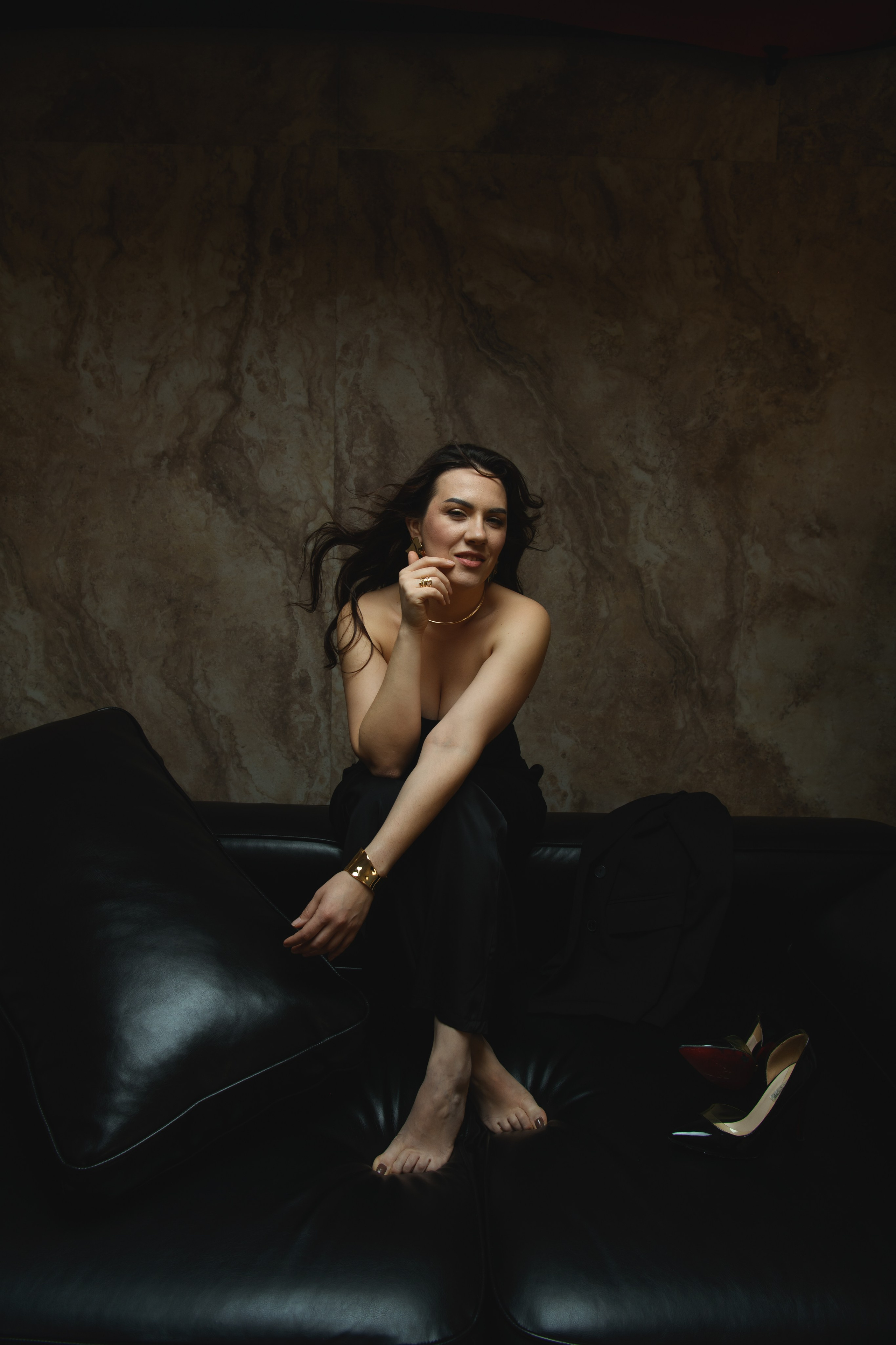 …Без слов — фотосессия для нее. Фотохудожник Нина Жихарева