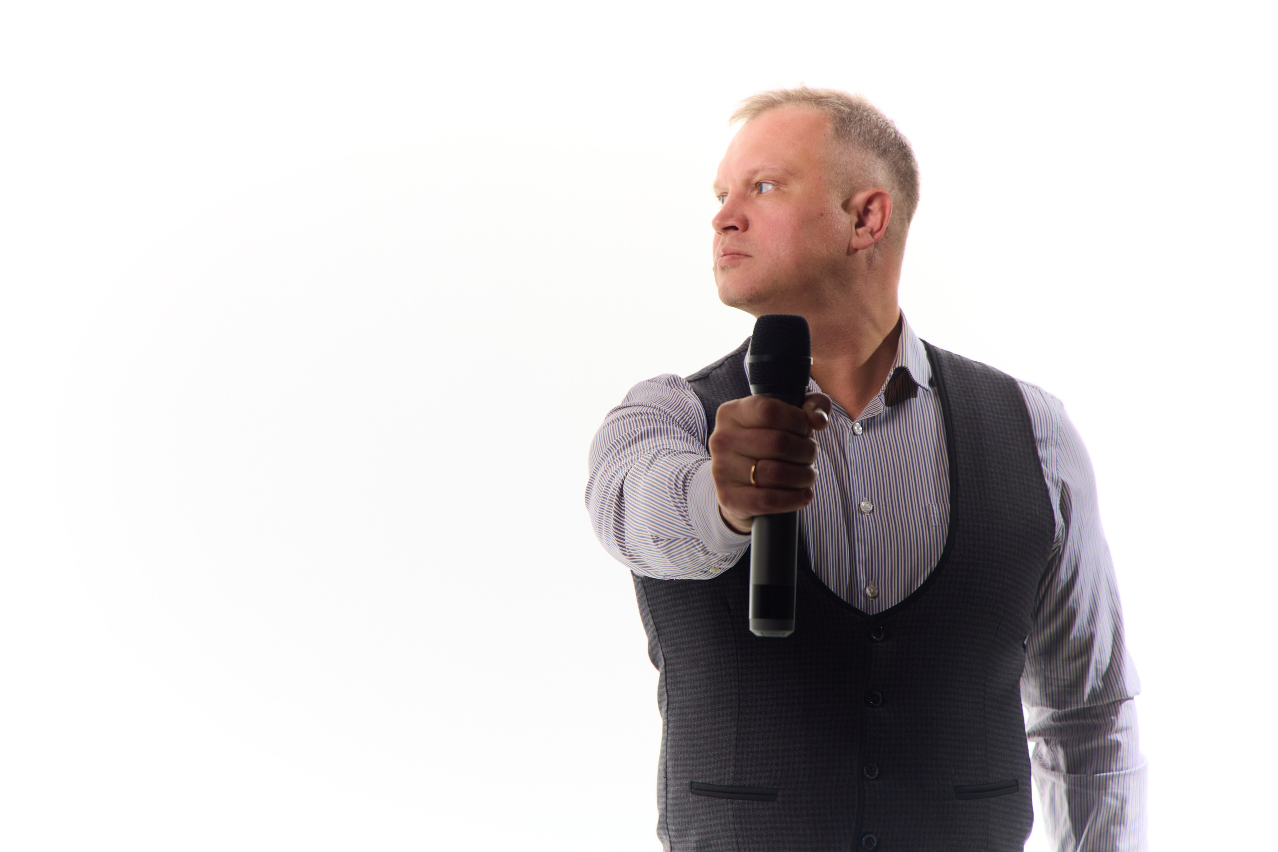 Индивидуальная и творческая фотосессия в Самаре. Свадебный видеограф и свадебный фотограф в Самаре Олег Слеб