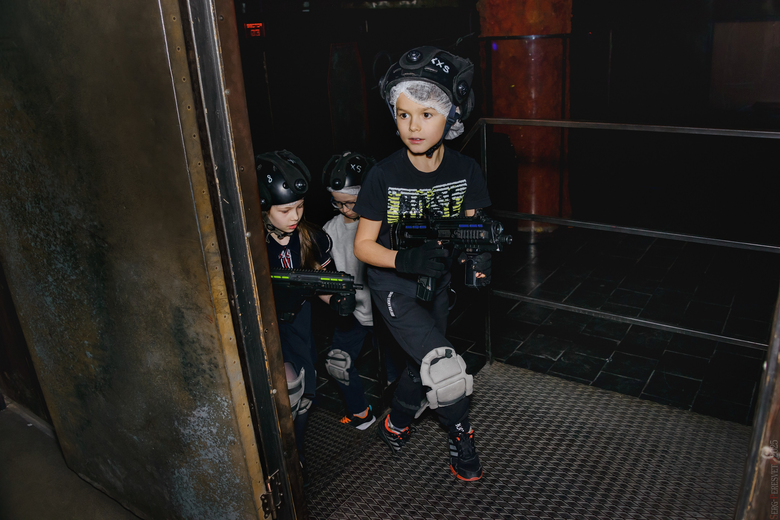 Лазертаг арена «Sтанция 2025», Детский день рождения 2024-25, Москва. Ваш фотограф на праздник в Москве, Раменском, Жуковском, Люберцах