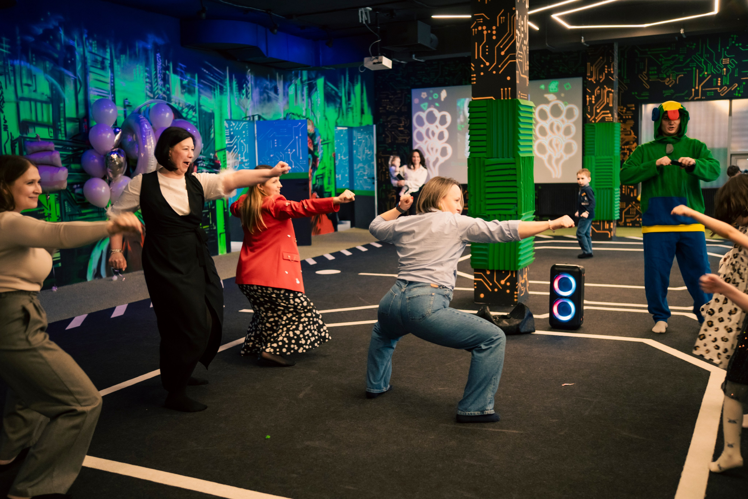 VR April-May. Felixtones