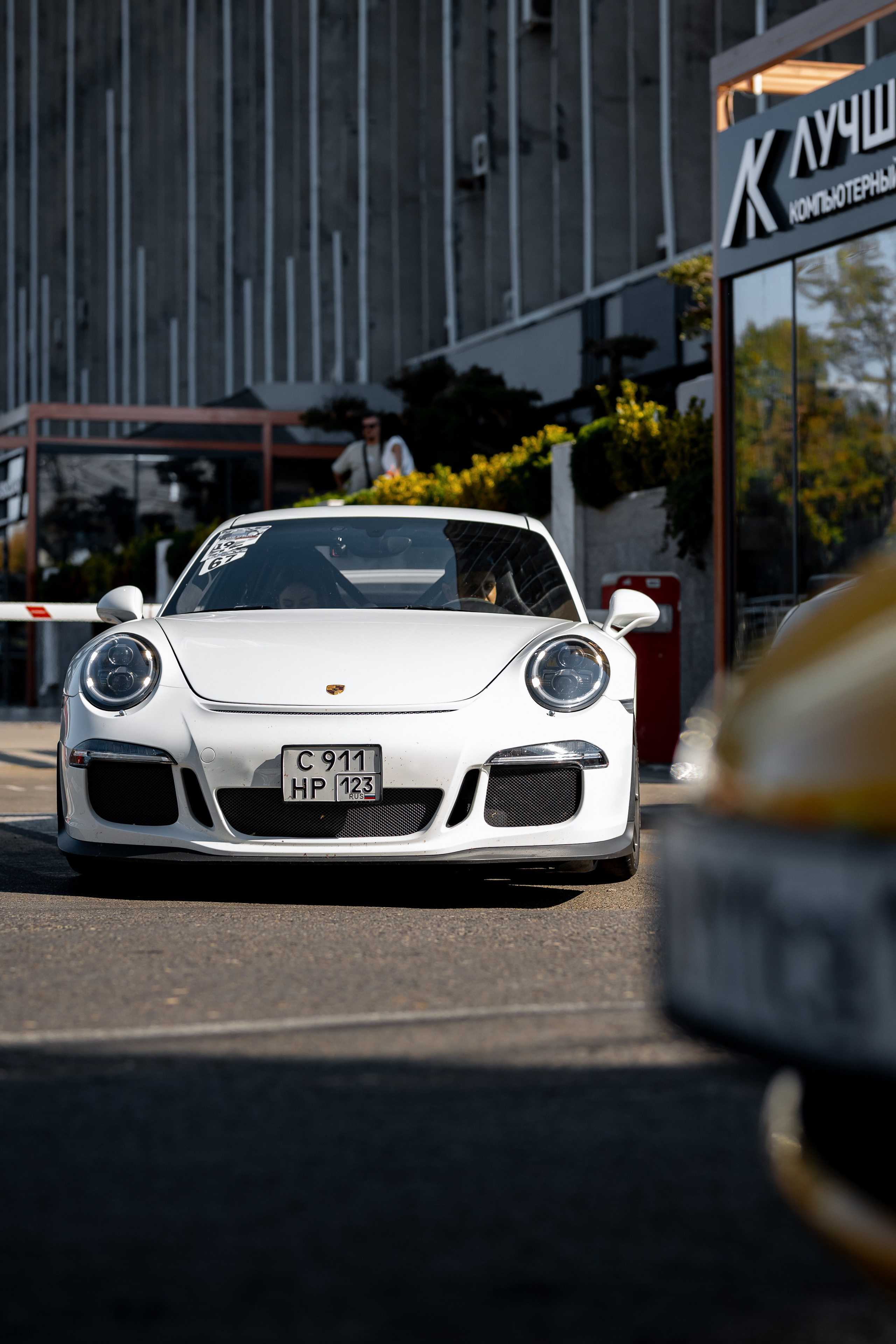 Porsche Завтрак в Cou-cou Bistro. Главная