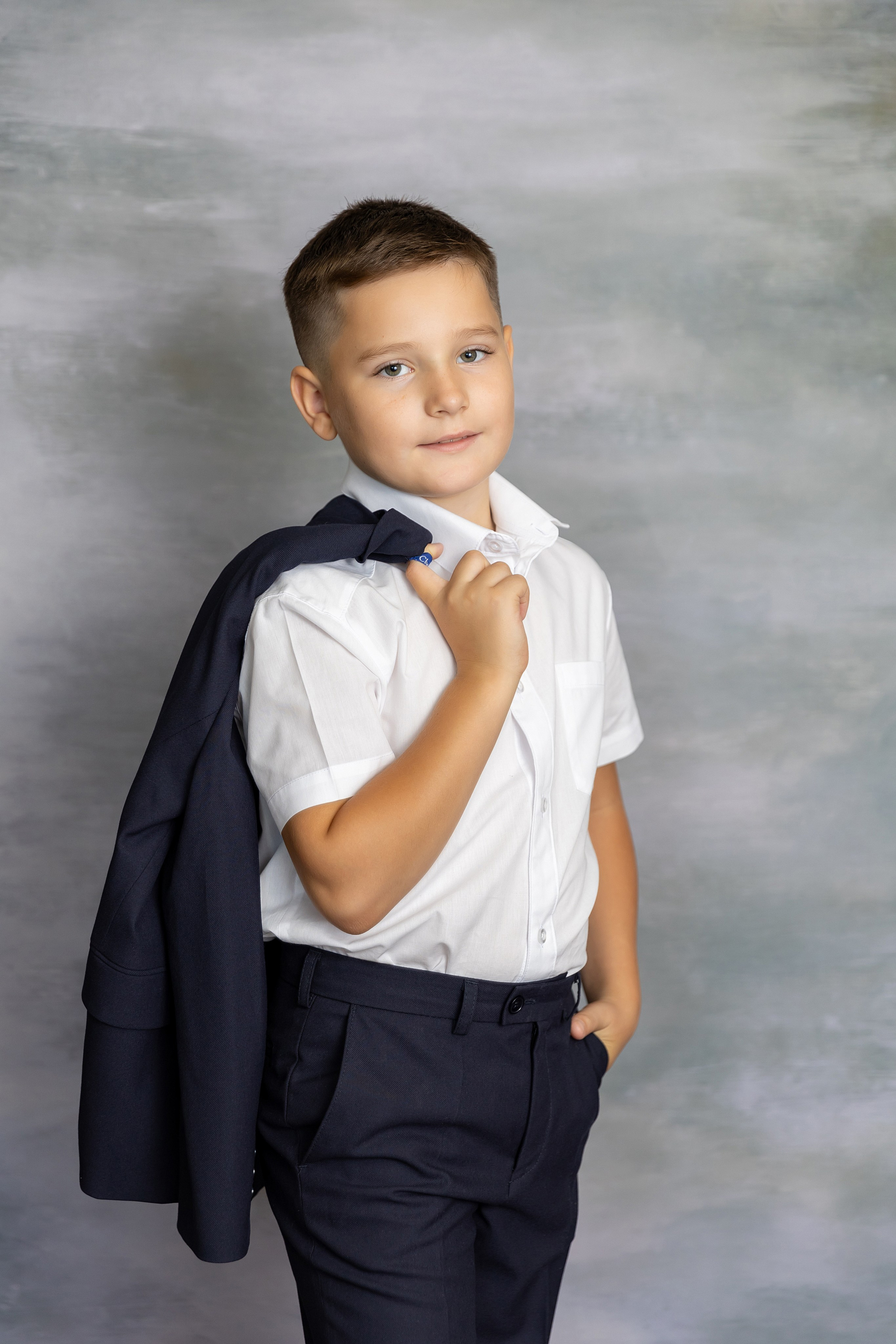 Примеры фото НАЧАЛЬНЫЕ КЛАССЫ. Фотограф Радужный ХМАО, Школьный фотограф, семейный фотограф, выпускной альбом