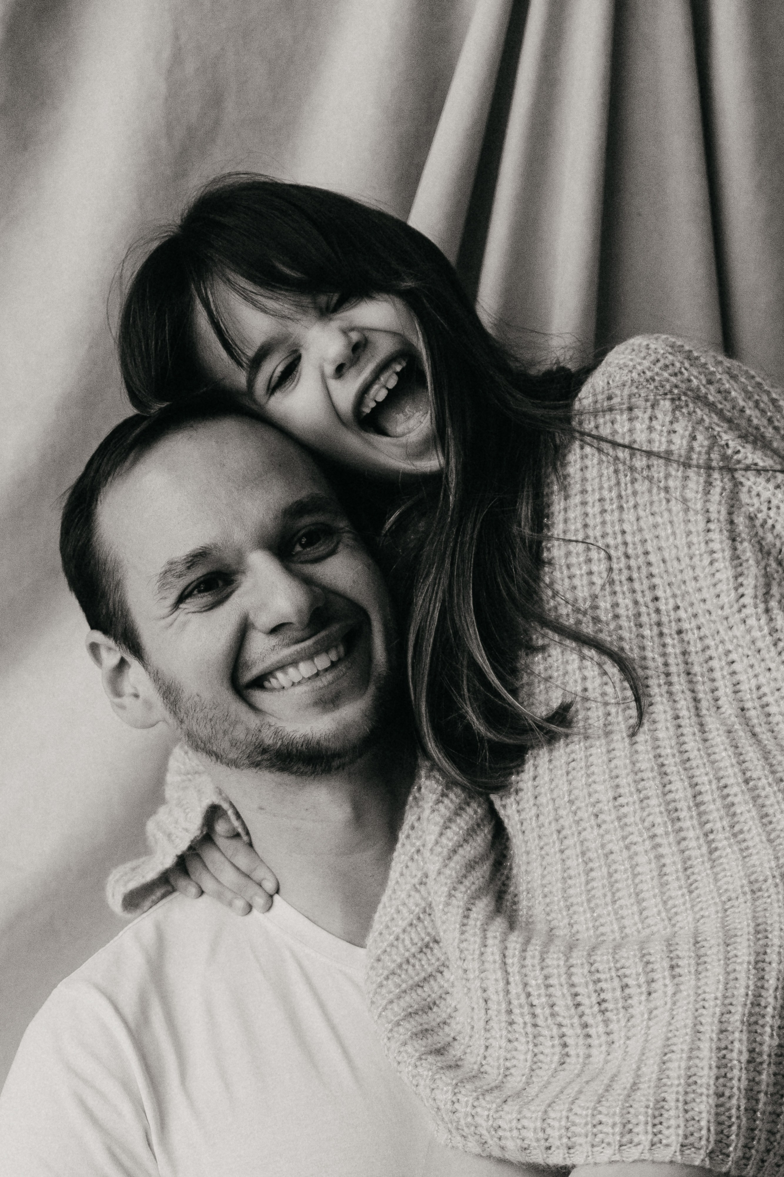 Лера, Момчил, Ники. Главная