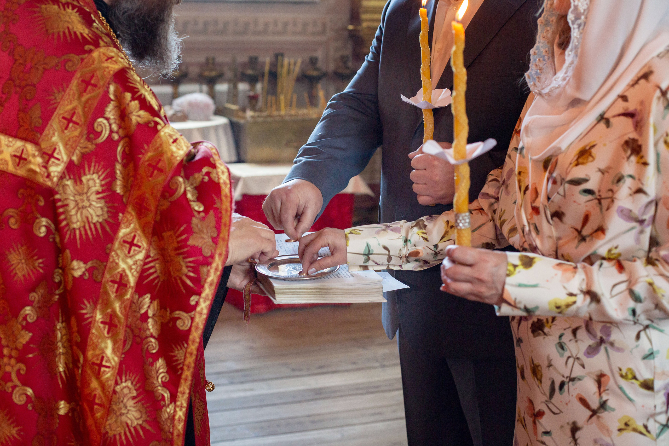 Венчание Сергей и Анна Воскресенский храм. Семейный и детский фотограф Анна Петракова