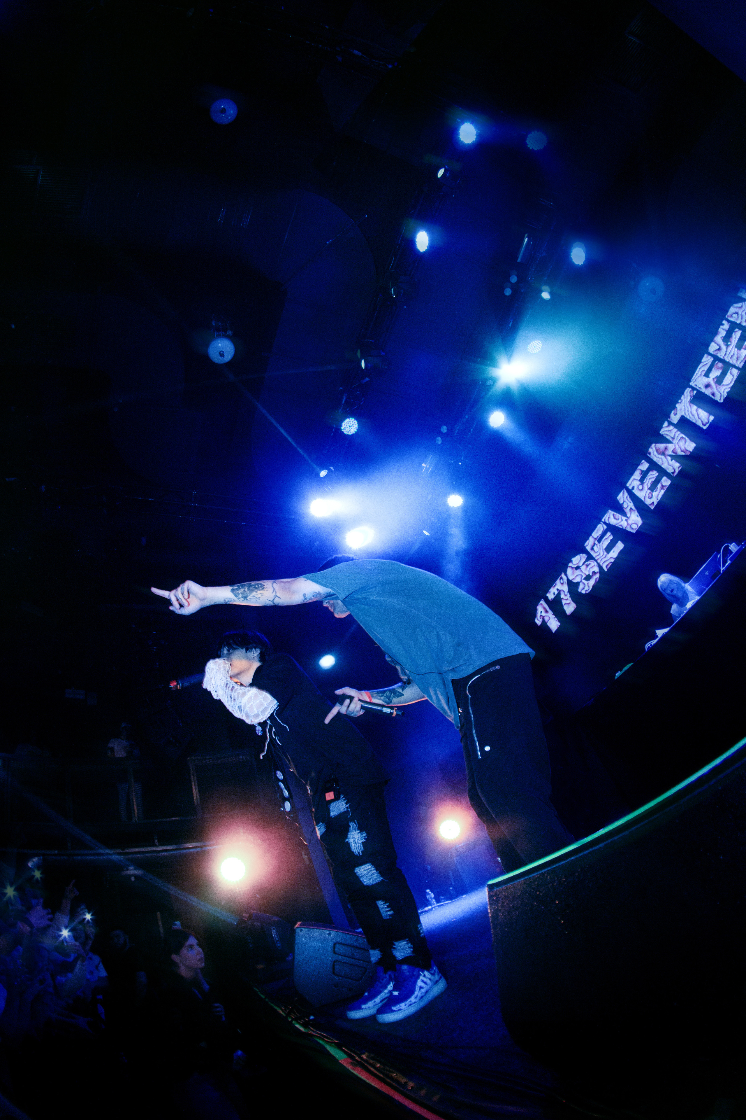 17 SEVENTEEN. Kayala