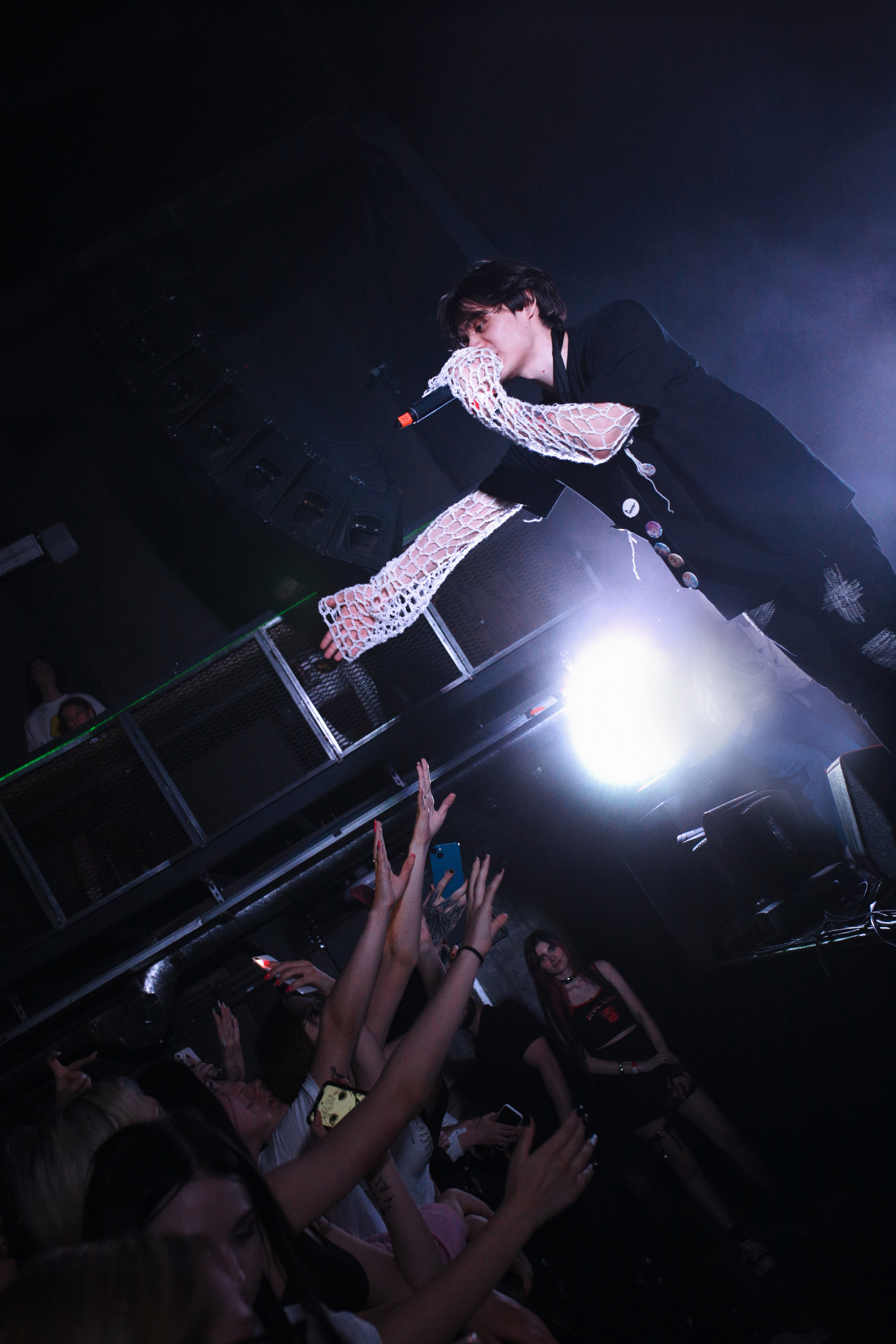 17 SEVENTEEN. Kayala