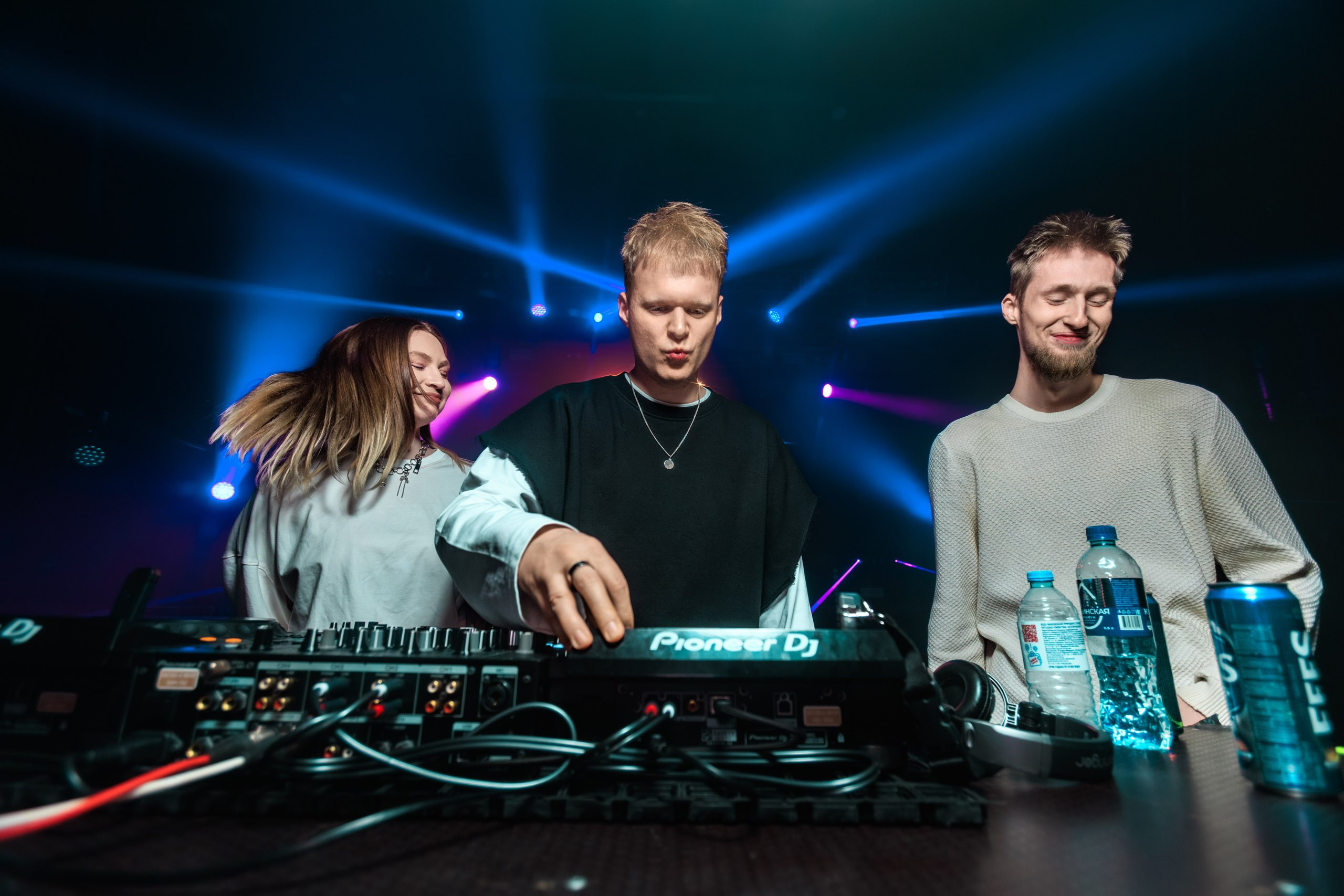 Hot girls club. Репортажный фотограф Екатеринбург | Яркий, качественный репортаж | Концерты, клубы, репортаж, праздники, корпоративы