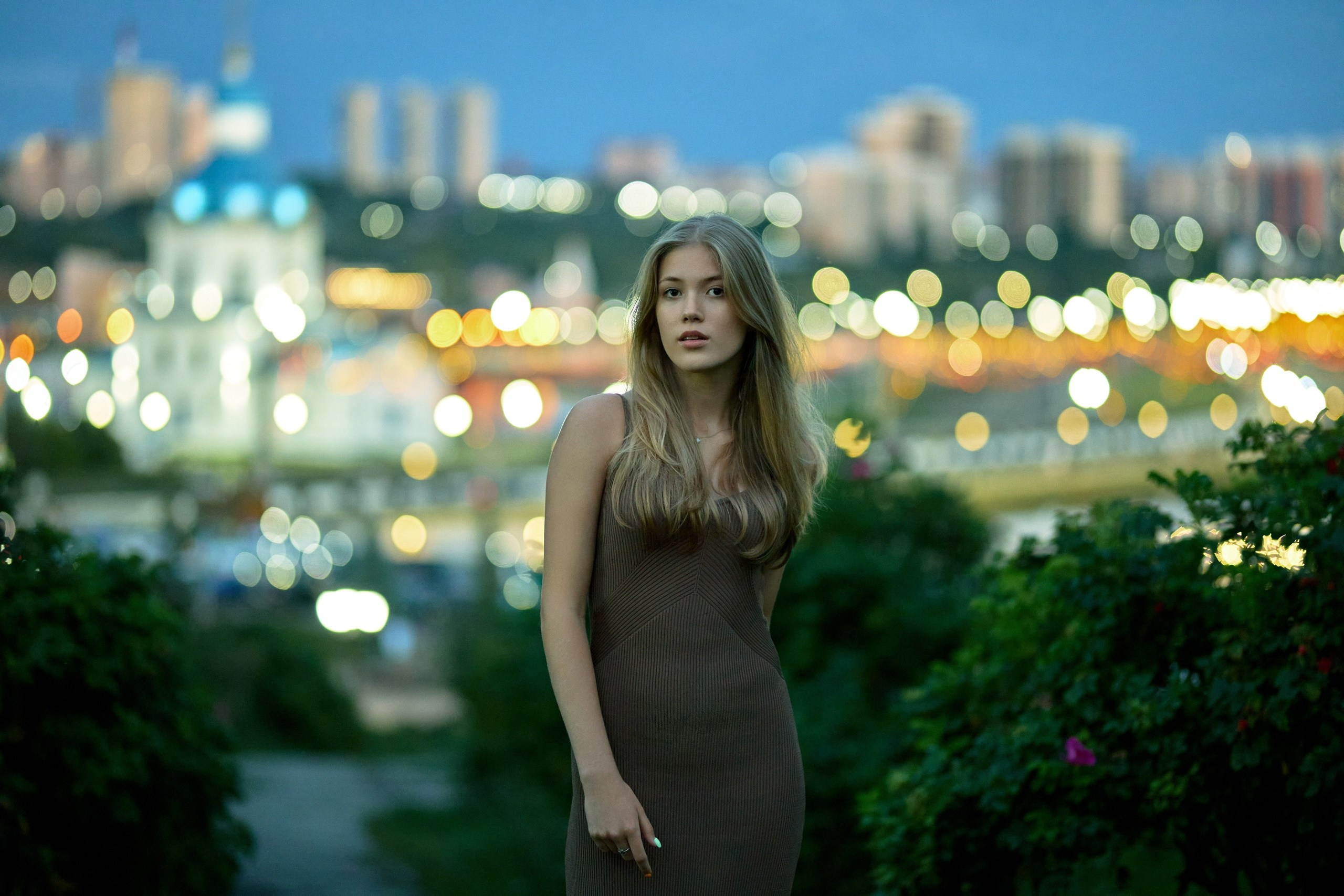 Вечерняя фотосессия на фоне городских огней. Владимир Суздалов (ProMaXe) — Портретный фотограф, тематические фотосессии в Чебоксарах