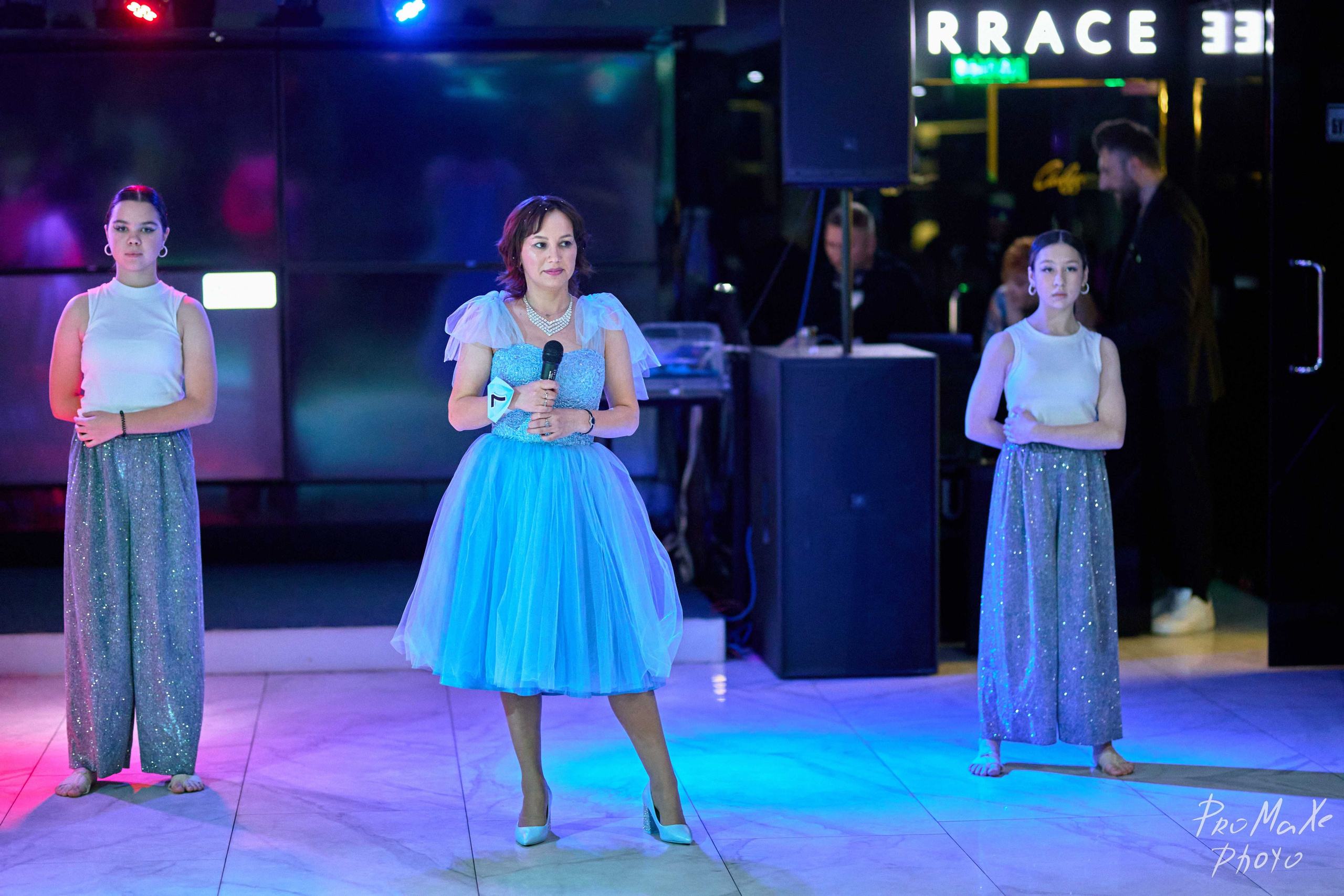 Зал КРАСА МАСС-МЕДИА ЧУВАШИИ. Владимир Суздалов (ProMaXe) — Портретный фотограф, тематические фотосессии в Чебоксарах