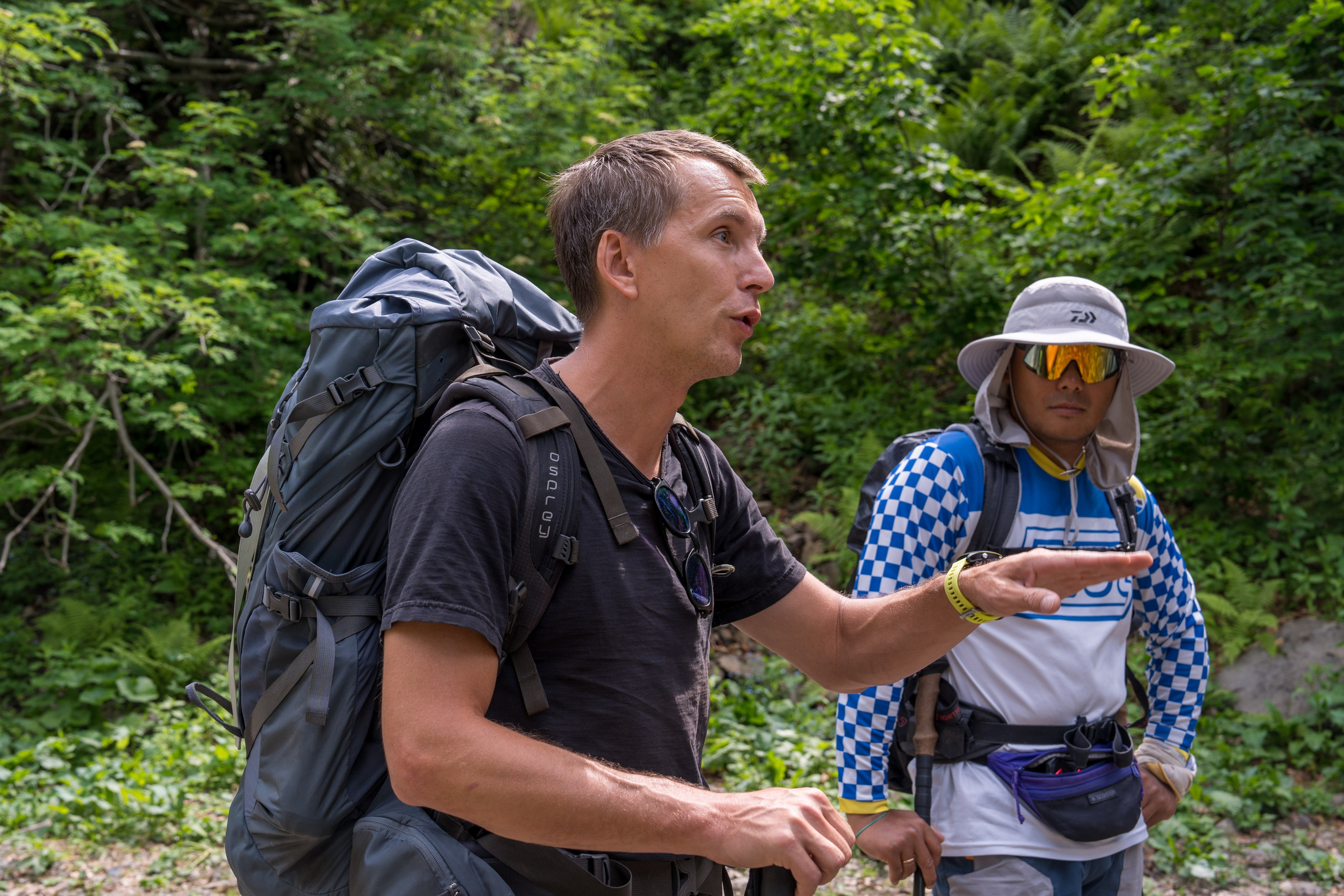 MICE мероприятие для компании «Доставка морем»: хайкинг к Ачипсинским водопадам. Репортажный фотограф в Красной Поляне и Сочи Павлюченко Екатерина