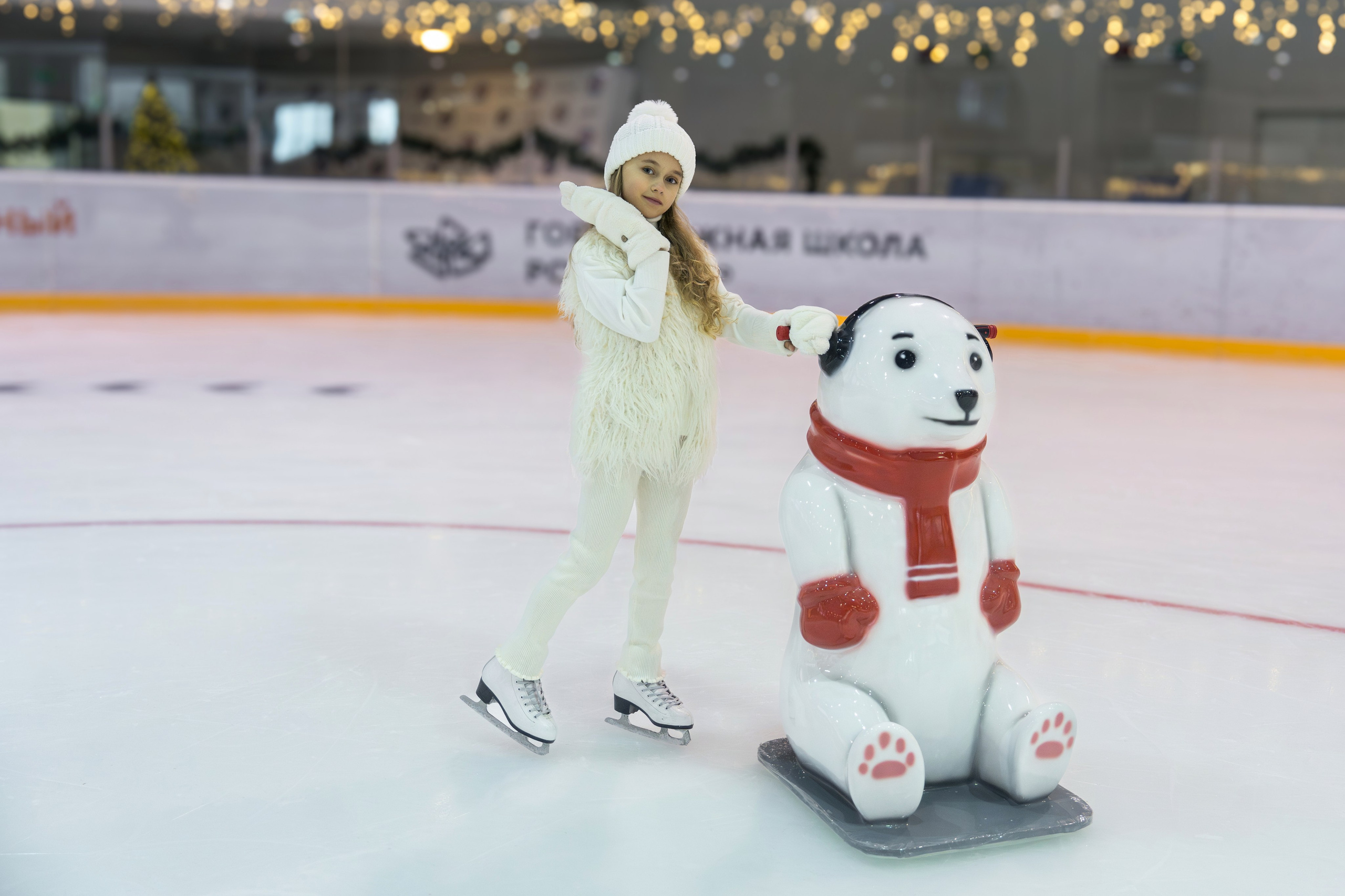 Контент съемка на катке для курорта Роза Хутор. Репортажный фотограф в Красной Поляне и Сочи Павлюченко Екатерина