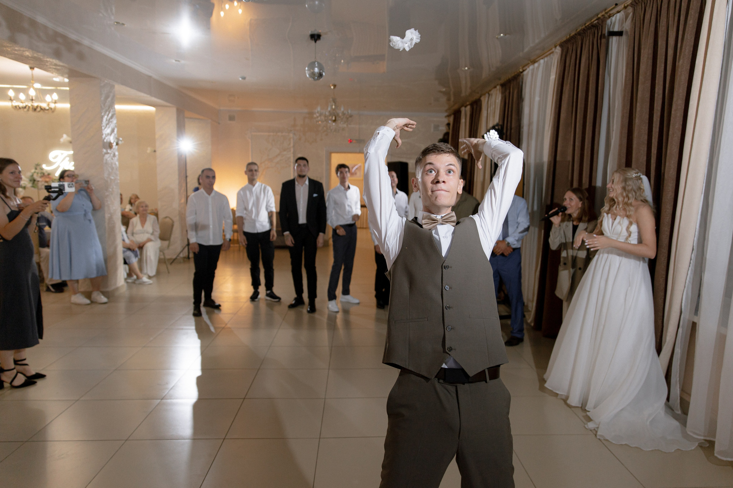 Он, она и весь день любви. Злата и Никита. Свадебный и семейный фотограф в Екатеринбурге Катя Буряк