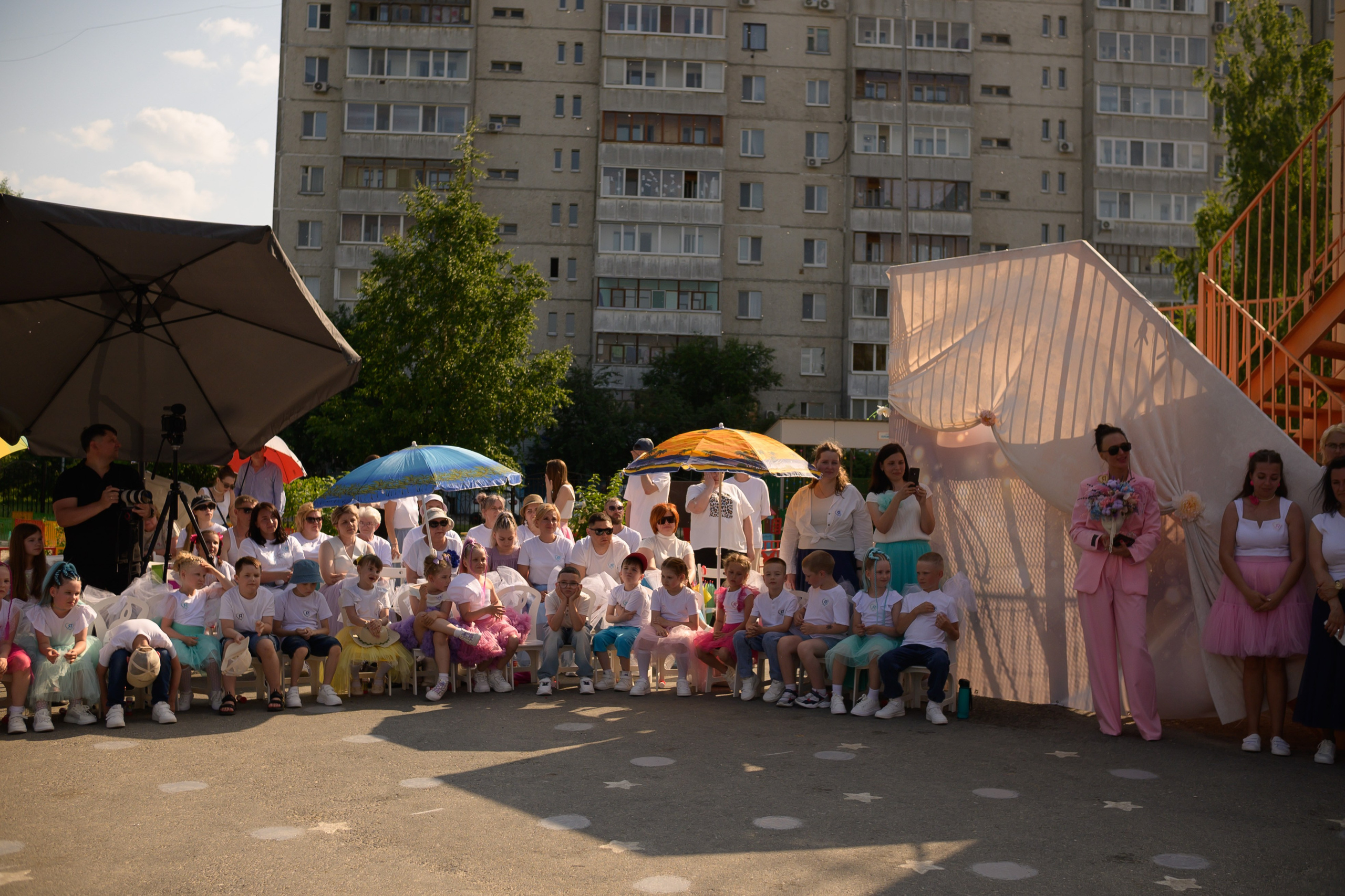 Репортаж выпускного группа «Фантазёры» 3 садик. Фотограф новорожденных, семейный детский в Тюмени Татьяна Морозова