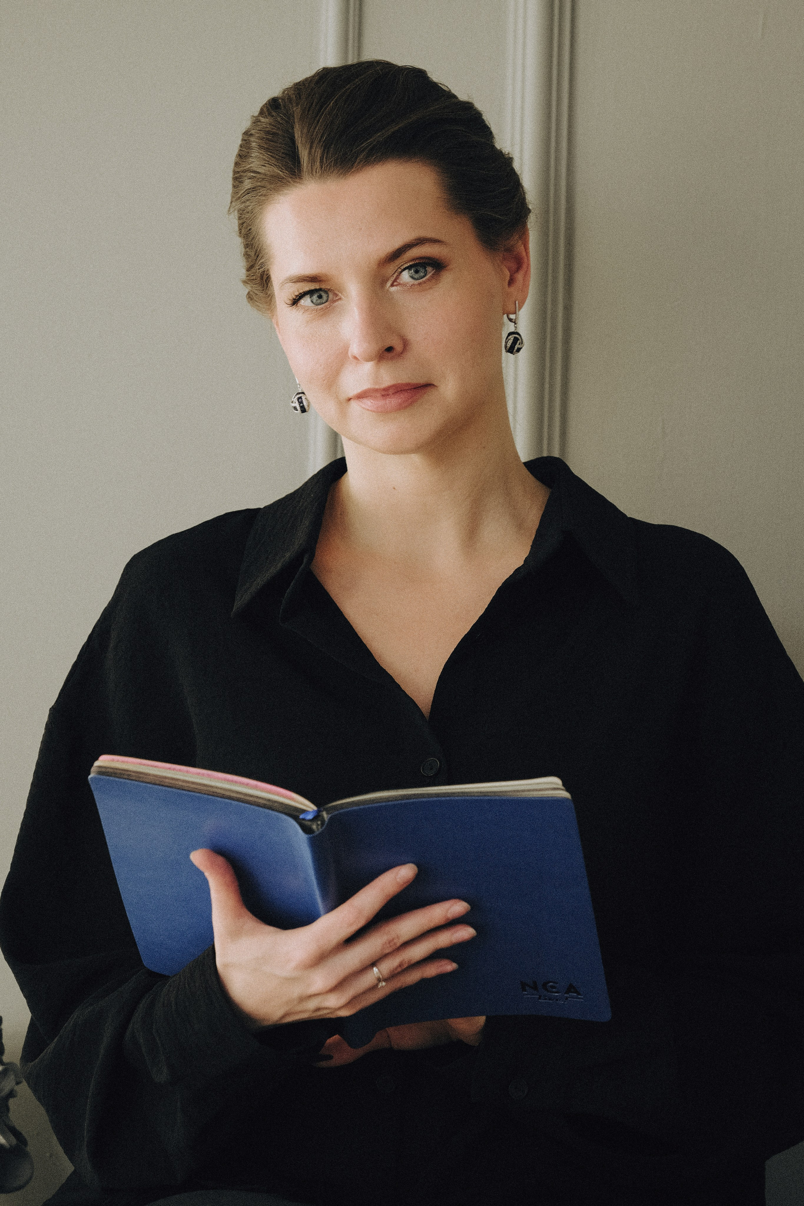 ФОТОСЕСИИЯ В СТУДИИ ДЛЯ ДЕВУШКИ ПСИХОЛОГА. Профессиональный фотограф, Санкт-Петербург — Виктория Богомолова