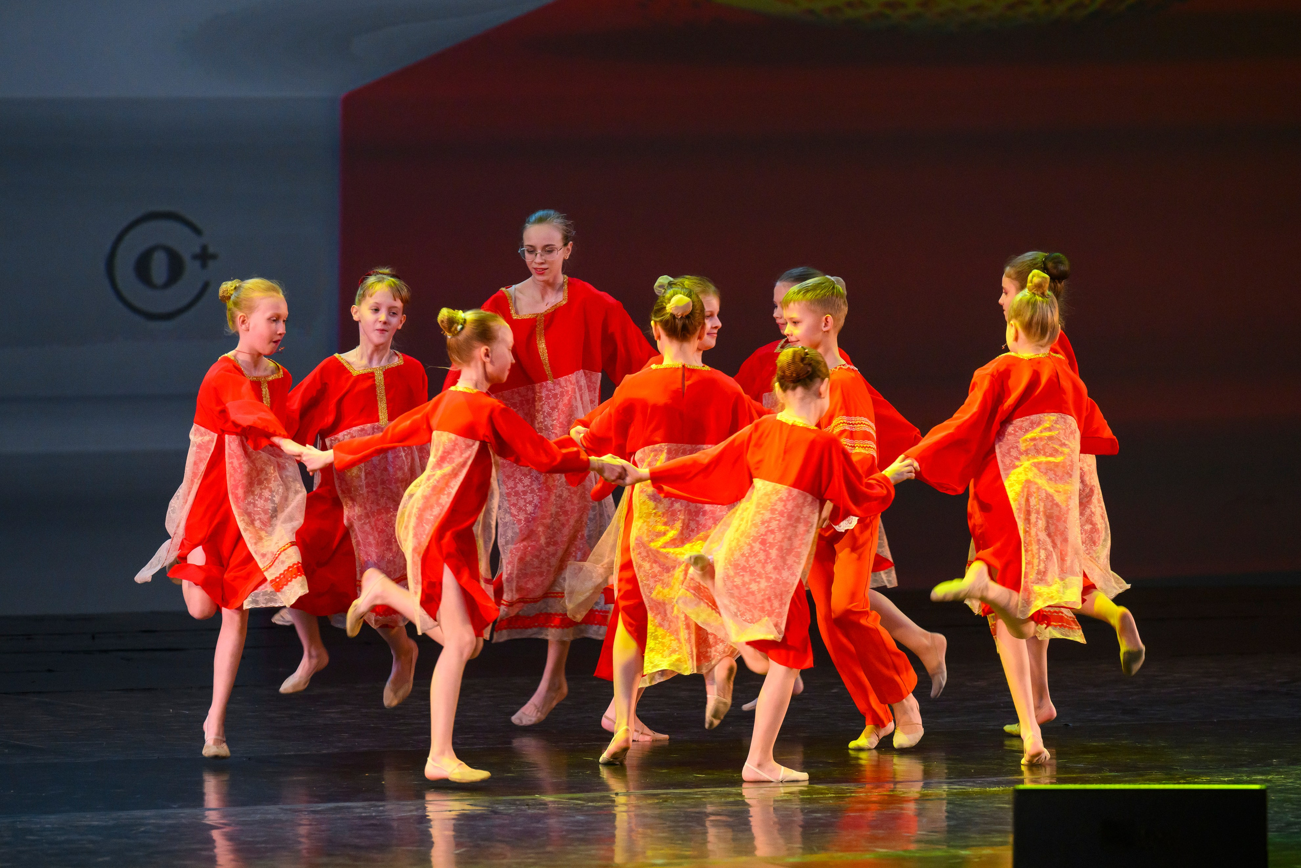 23 апреля, часть 2, БКЗ Октябрьский, г. Санкт-Петербург. Золотое яблочко