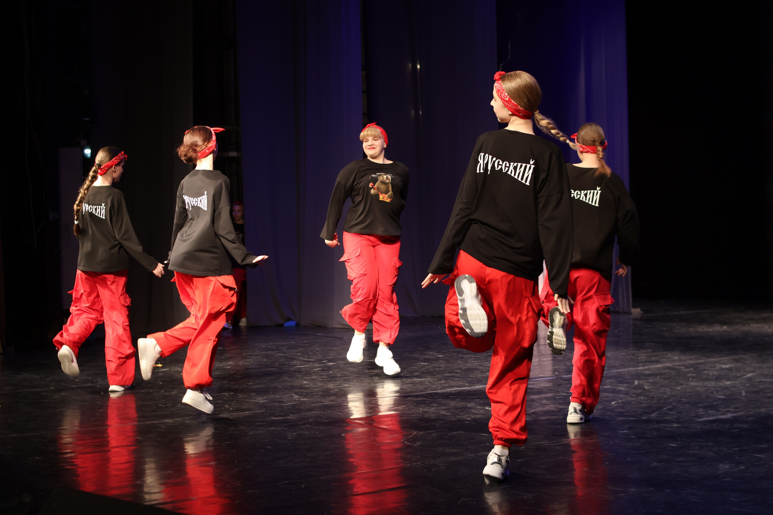 13 апреля, г. Томск. Золотое яблочко