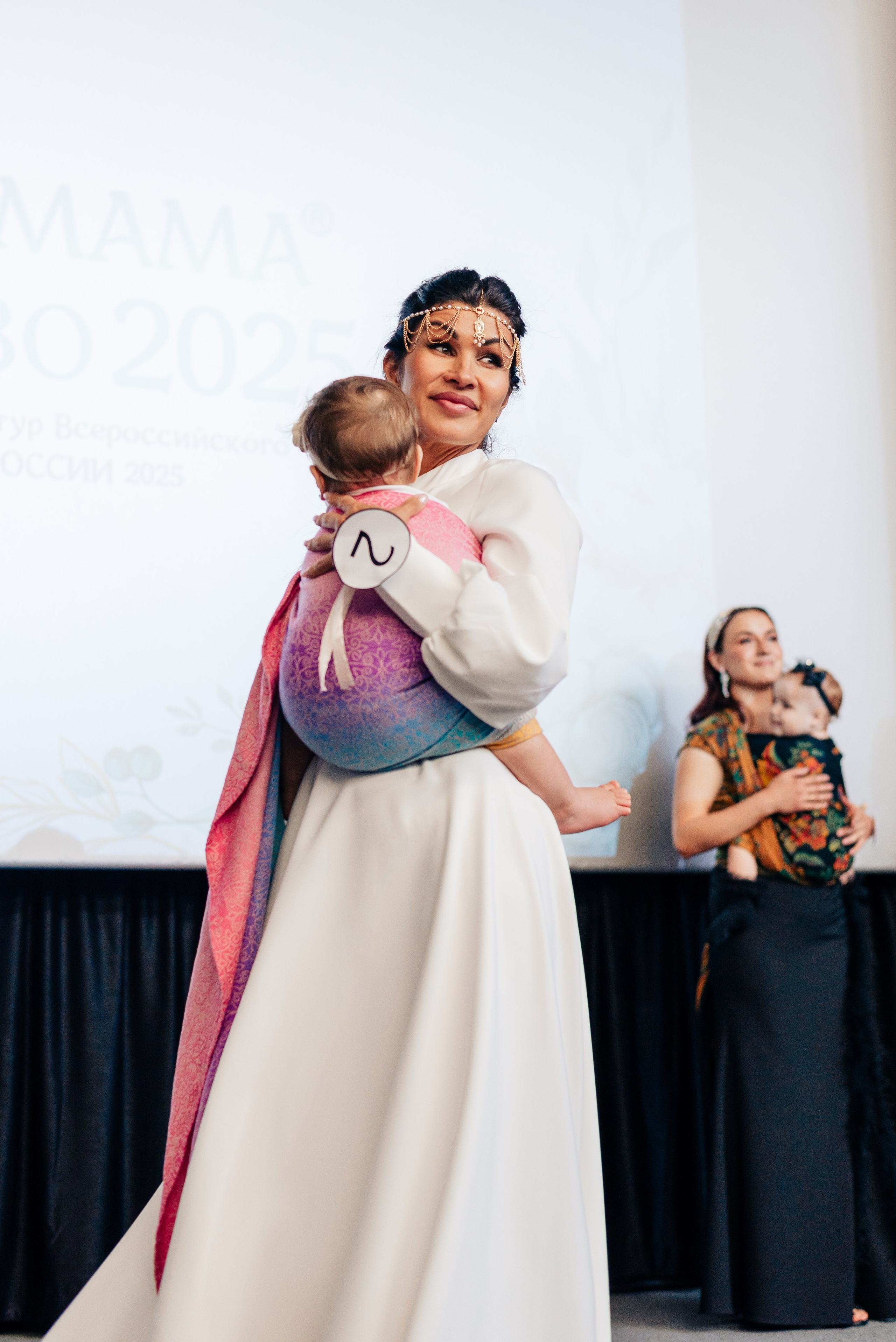 Слингомама Иваново 2025. Семейный и детский фотограф Иваново Ксения Азаренкова