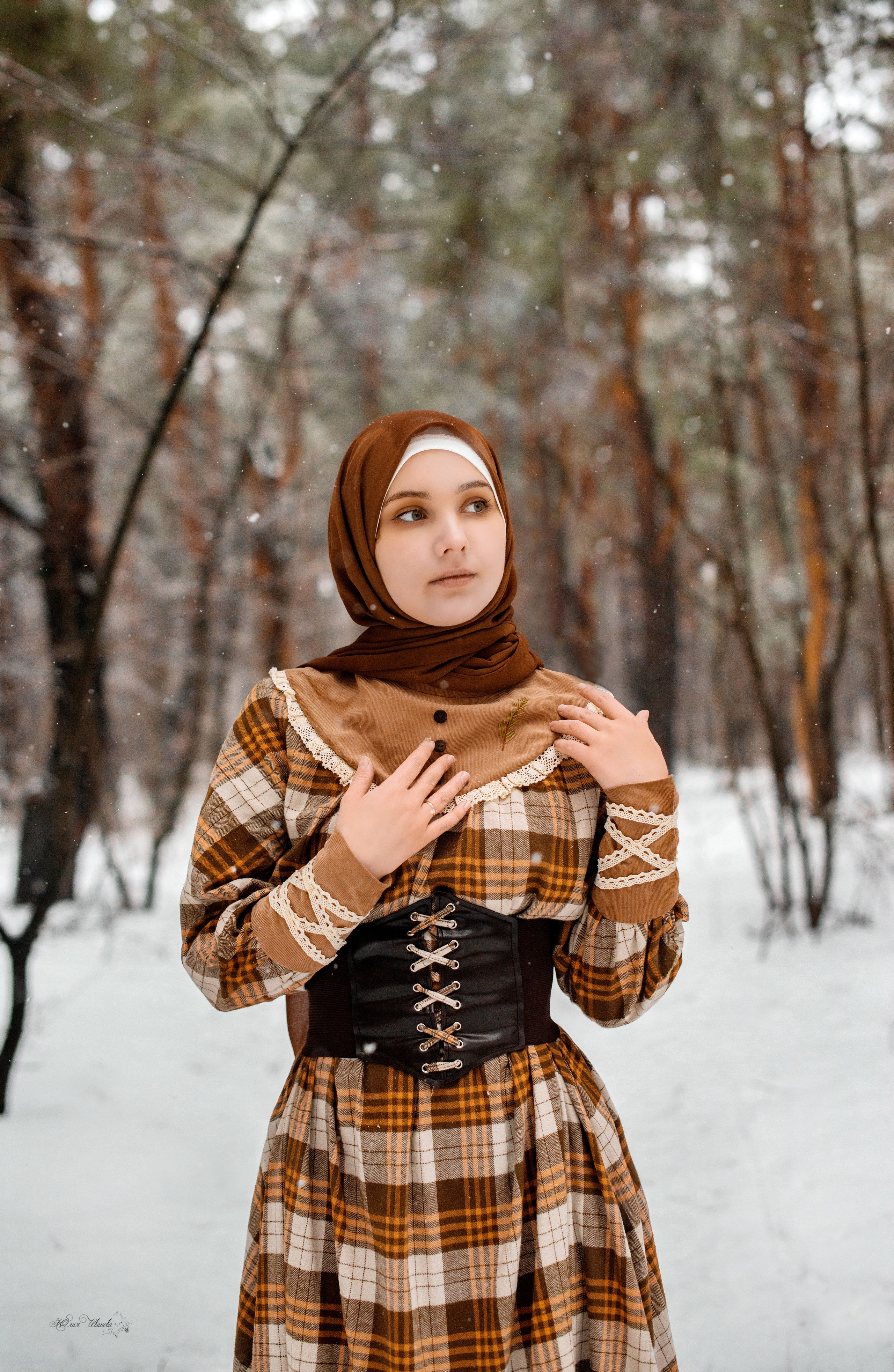 Прогулка по лесу Анастасии. Конный фотограф в Саратове Юлия Иванова