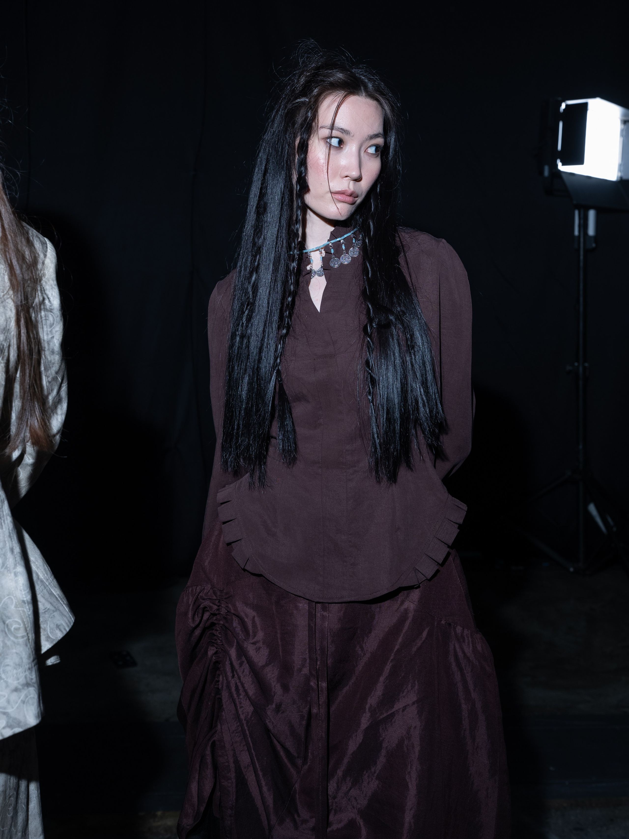 Visa Fashion Week Pre-Fall 2026 April BackStage Day 1. Сайт Алматинского НЮ АРТ, будуар и фэшн фотографа Дениса Карпенко