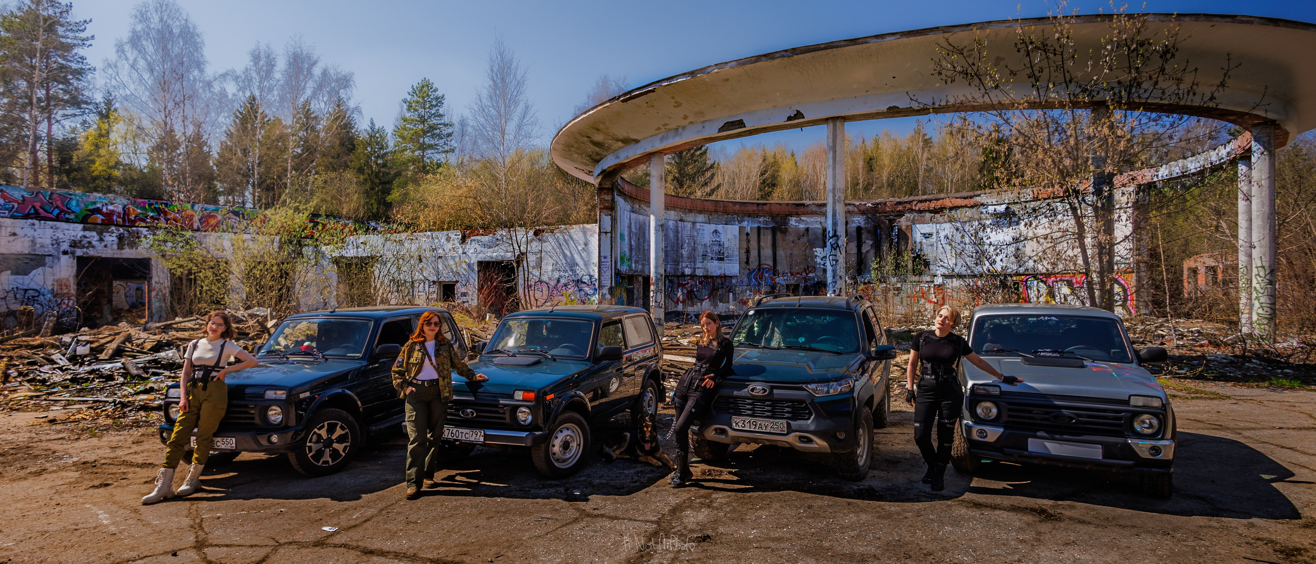 «НиваДевочки». #NotAiPhoto — автомобильный фотограф