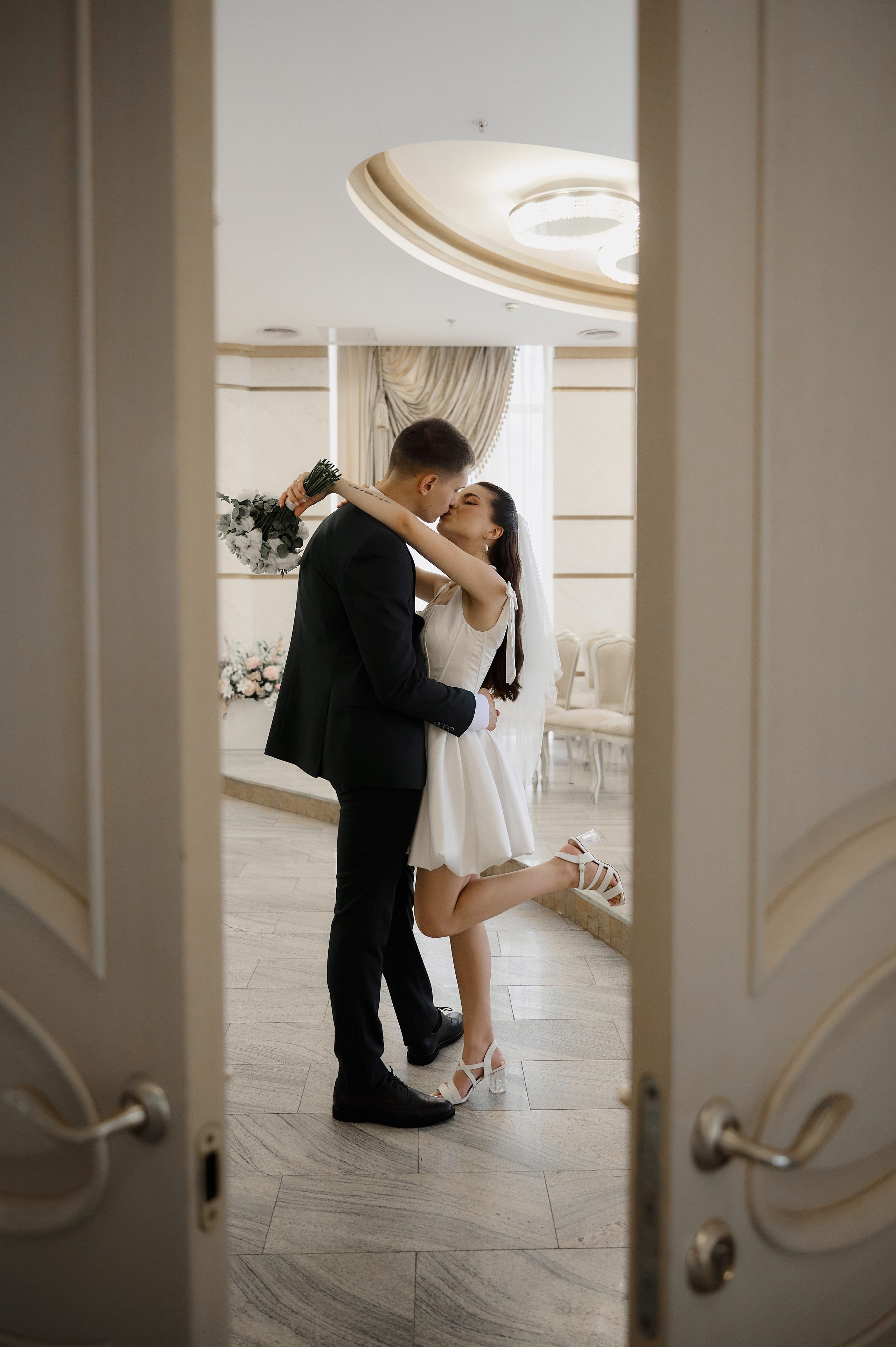 Свадебная прогулка по Туле. Свадебный фотограф в Туле Никита Беляев