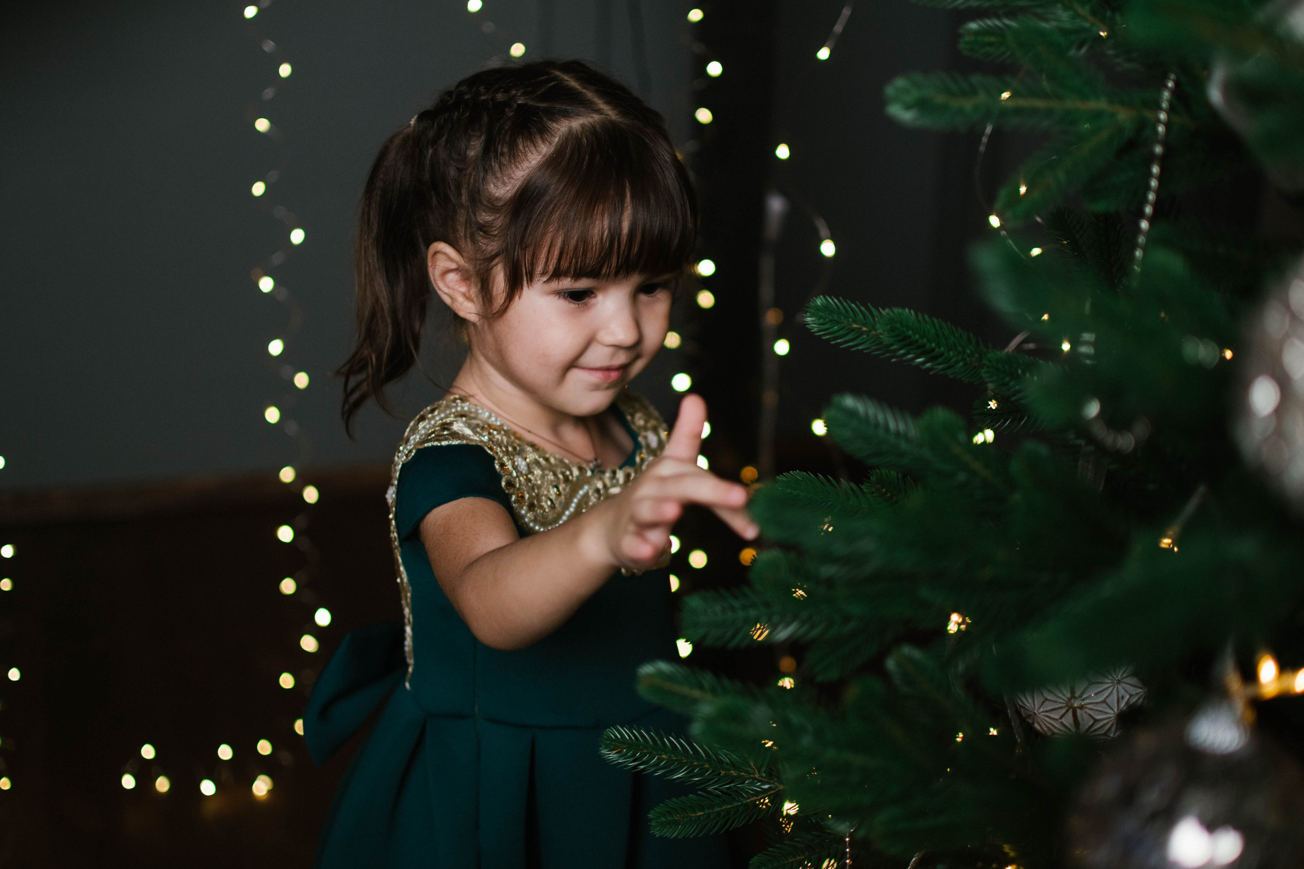 Новый год в фотостудии для Ангелины. Семейный фотограф в городе Мегион и Нижневартовск Дзюба Татьяна