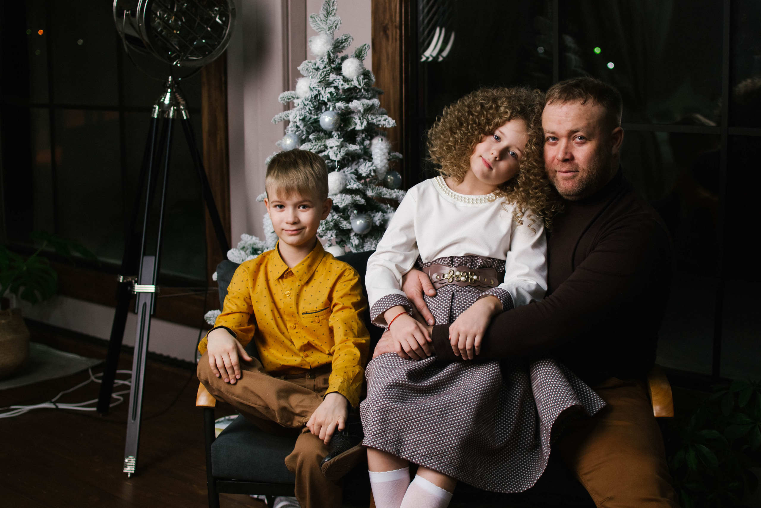 Семейная новогодняя история для Инны. Семейный фотограф в городе Мегион и Нижневартовск Дзюба Татьяна