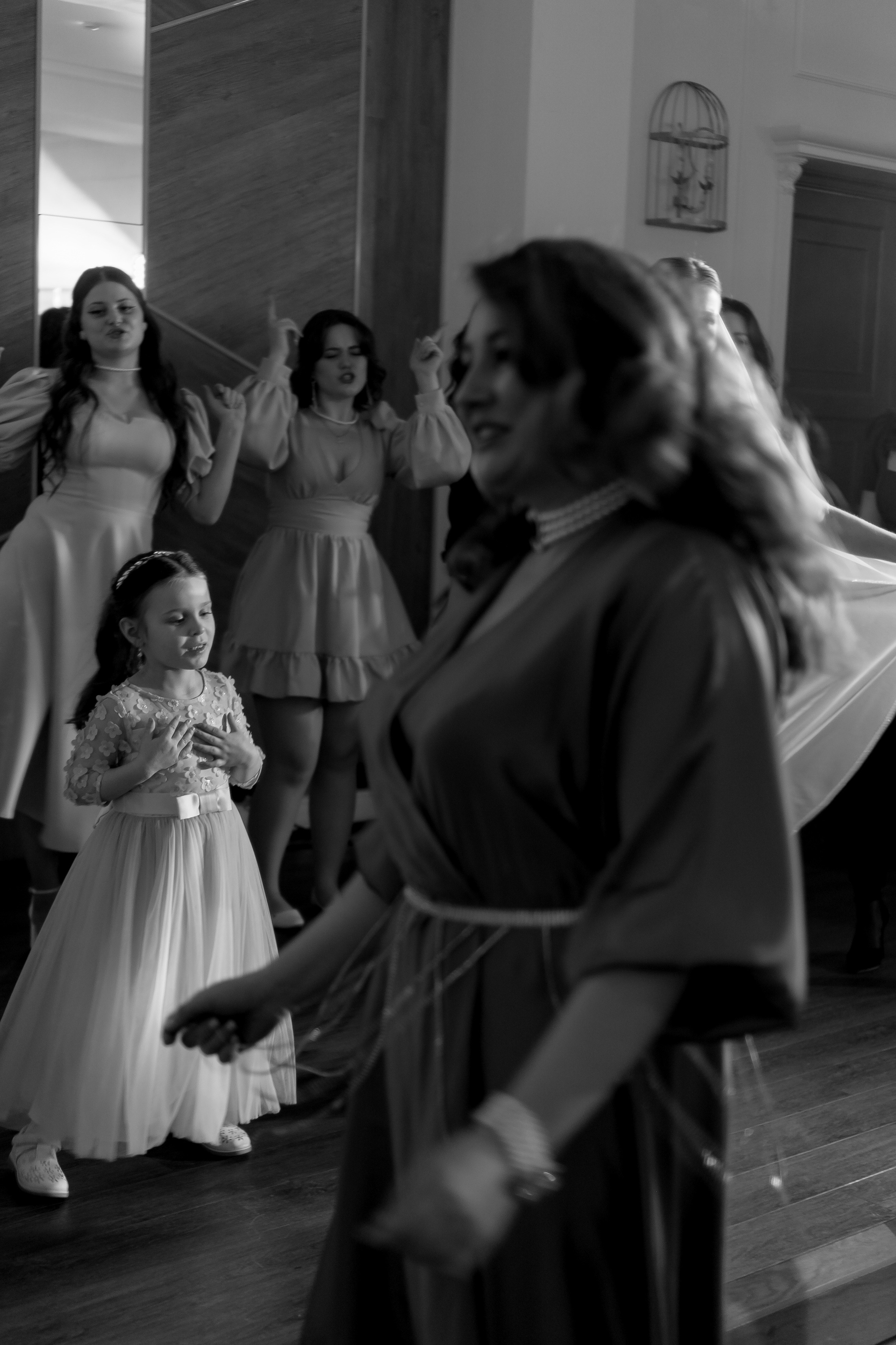 СВАДЕБНАЯ СЬЕМКА СБОРОВ В ОТЕЛЕ И ВЫЕЗД НА ЦЕРЕМОНИЮ (СНЯТО В СИБИРЕ В НИЖНЕВАРТОВСКЕ). Профессиональный фотограф, Санкт-Петербург — Виктория Богомолова