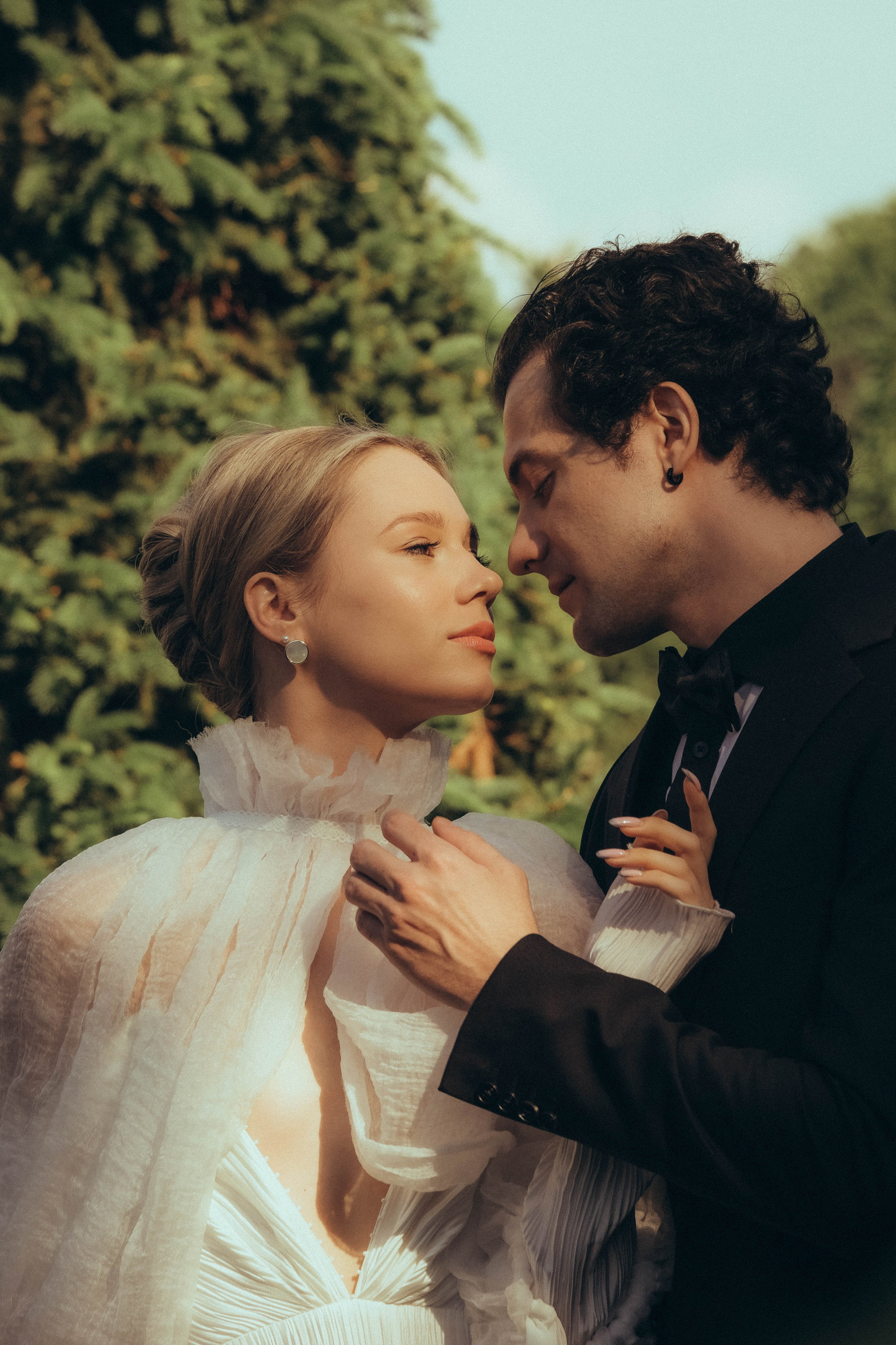 СВАДЕБНАЯ СЬЕМКА В ПАРКЕ ОРАНИЕНБАУМ. Профессиональный фотограф, Санкт-Петербург — Виктория Богомолова