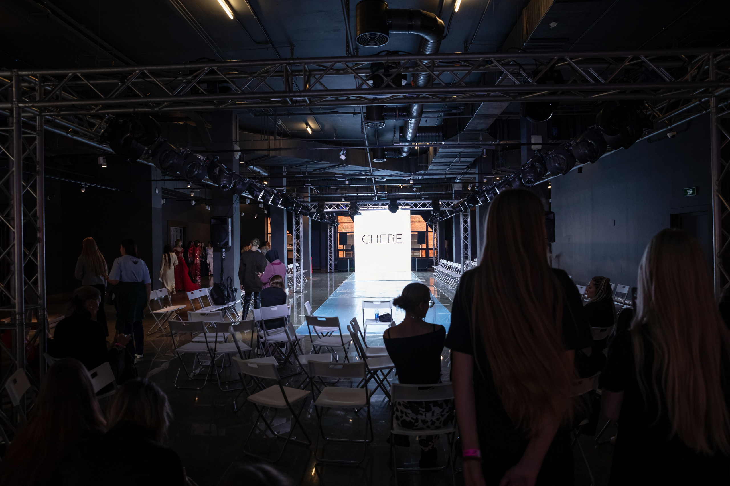 Бэкстейдж Показа | Volga Fashion Week. Фотограф брендов и бизнеса в Москве Алексей Сентюрин