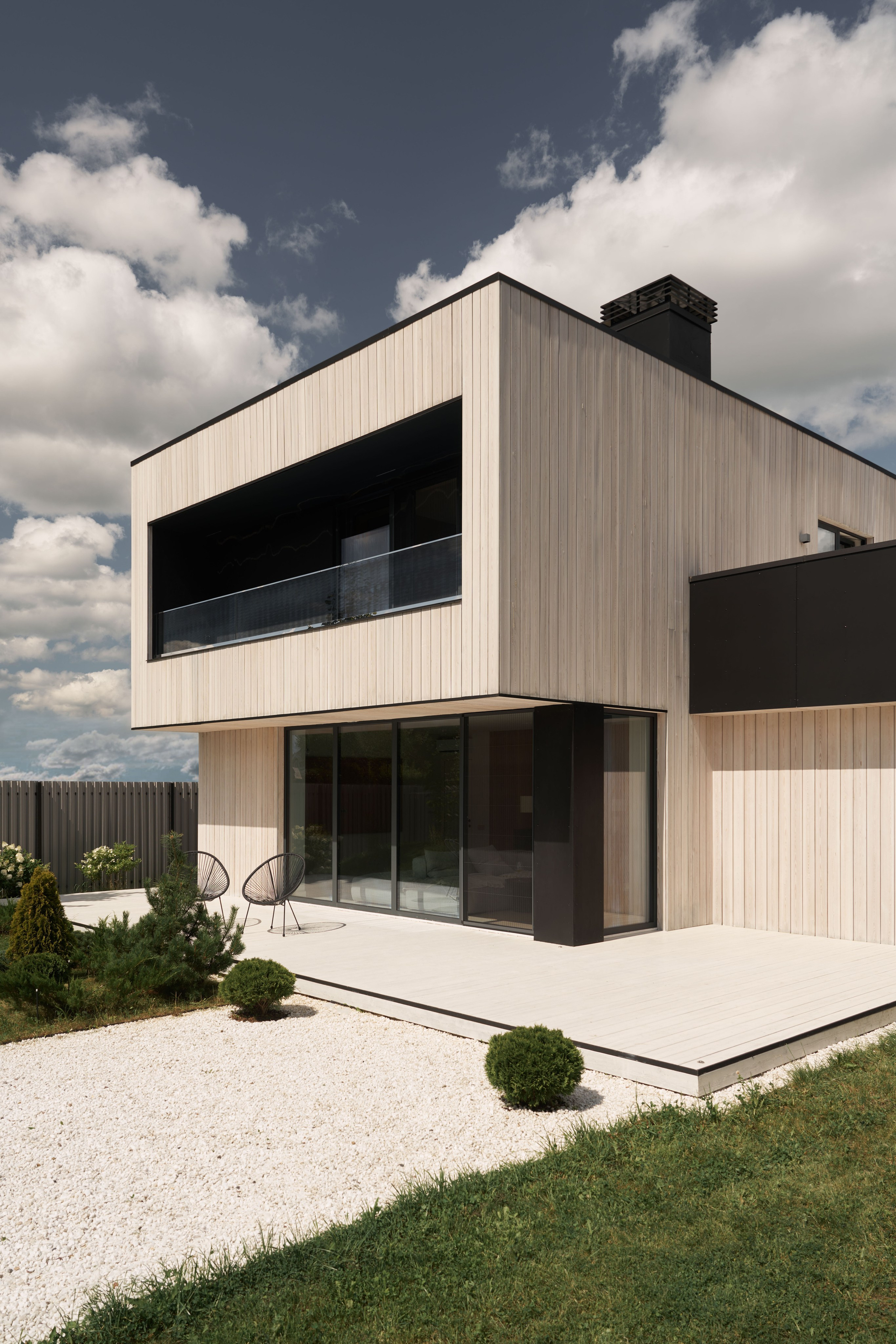 Qhouse. Главная