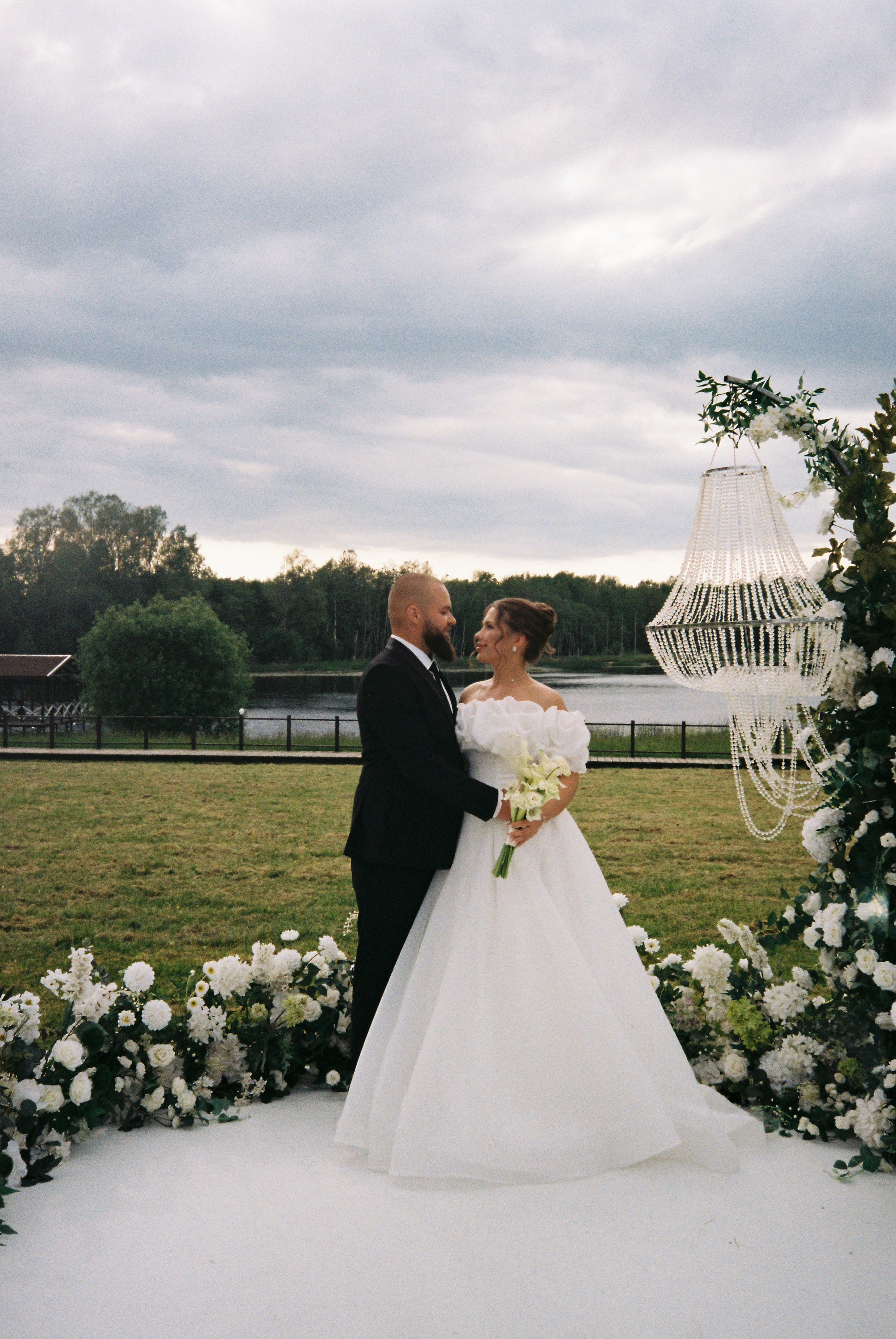 Пленка. Свадебный, репортажный и семейный фотограф в Москве Арина Зак