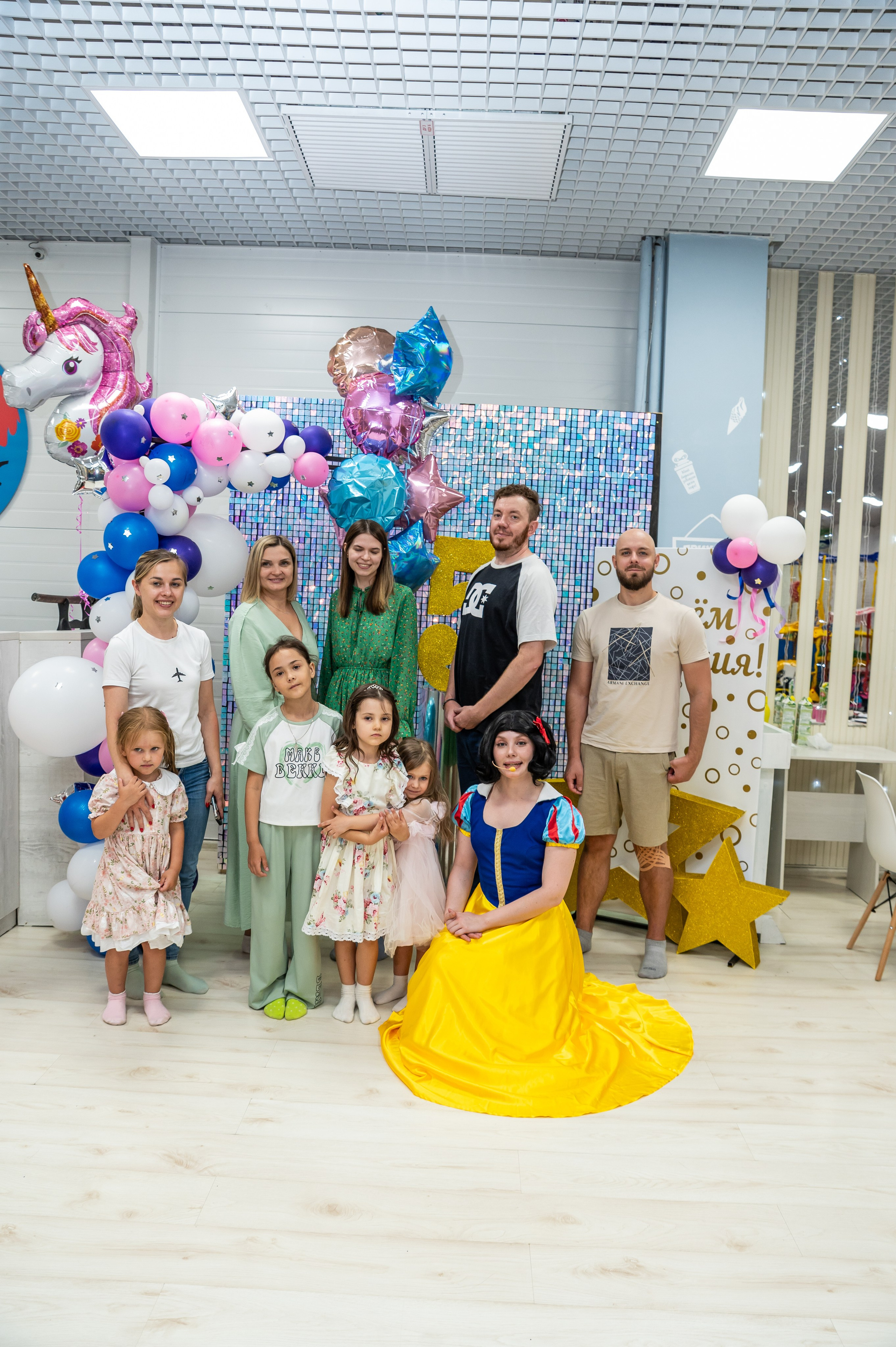 Игротека Ниндзя Кидс. Я Ольга Казанцева, фотографирую снимаю ваши киноистории и печатаю фото и цифровые портреты на холсте