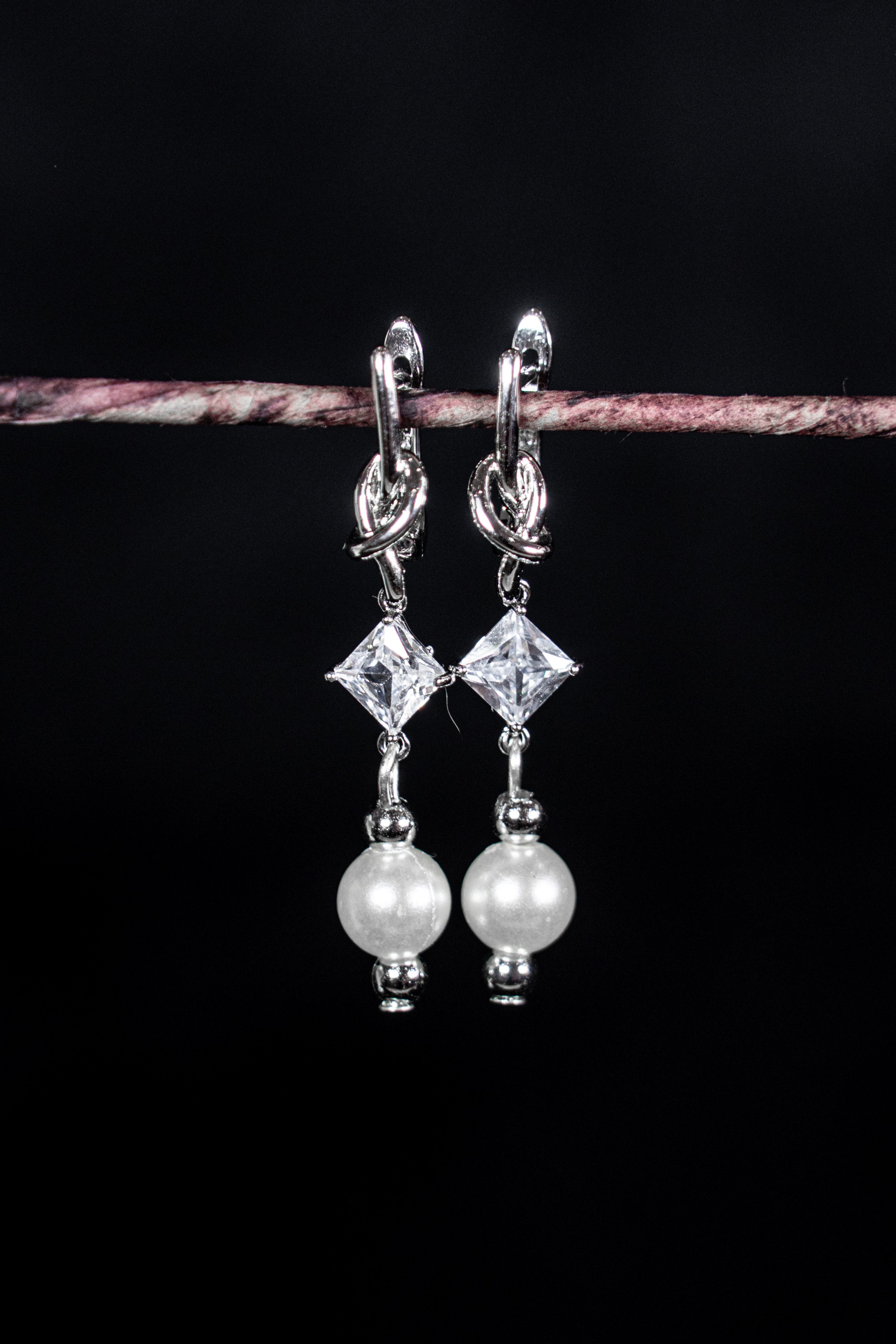 Фото бижутерии для маркетплейсов Ozon и Wildberries Предметная фотосъемка бижутерии для Wildberries и Ozon в Краснодаре. Шедевры для Вас! Фотограф и Видеограф в Краснодаре Пахиев Руслан